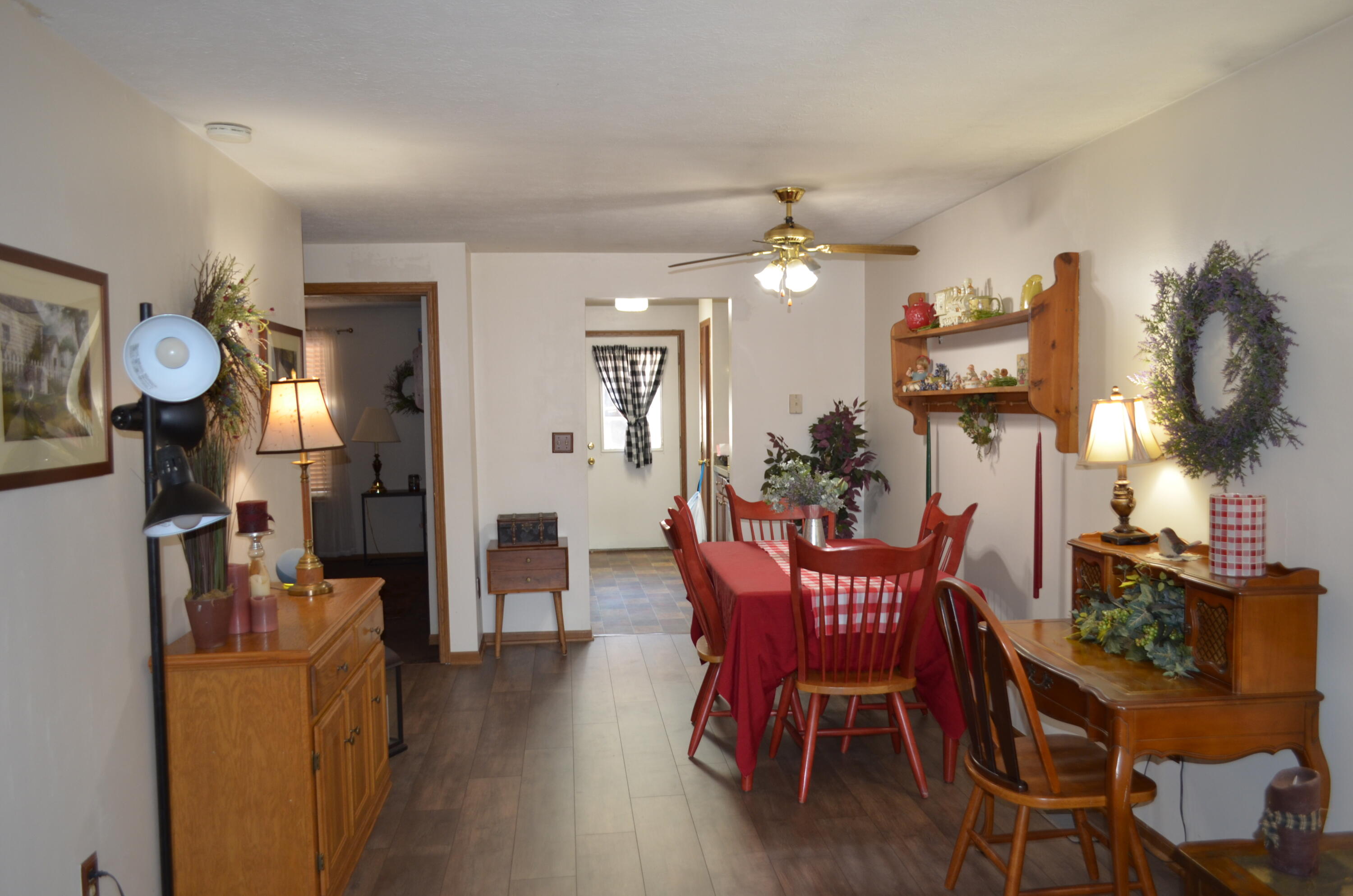 4290 Midfield, Springfield, Ohio 45503