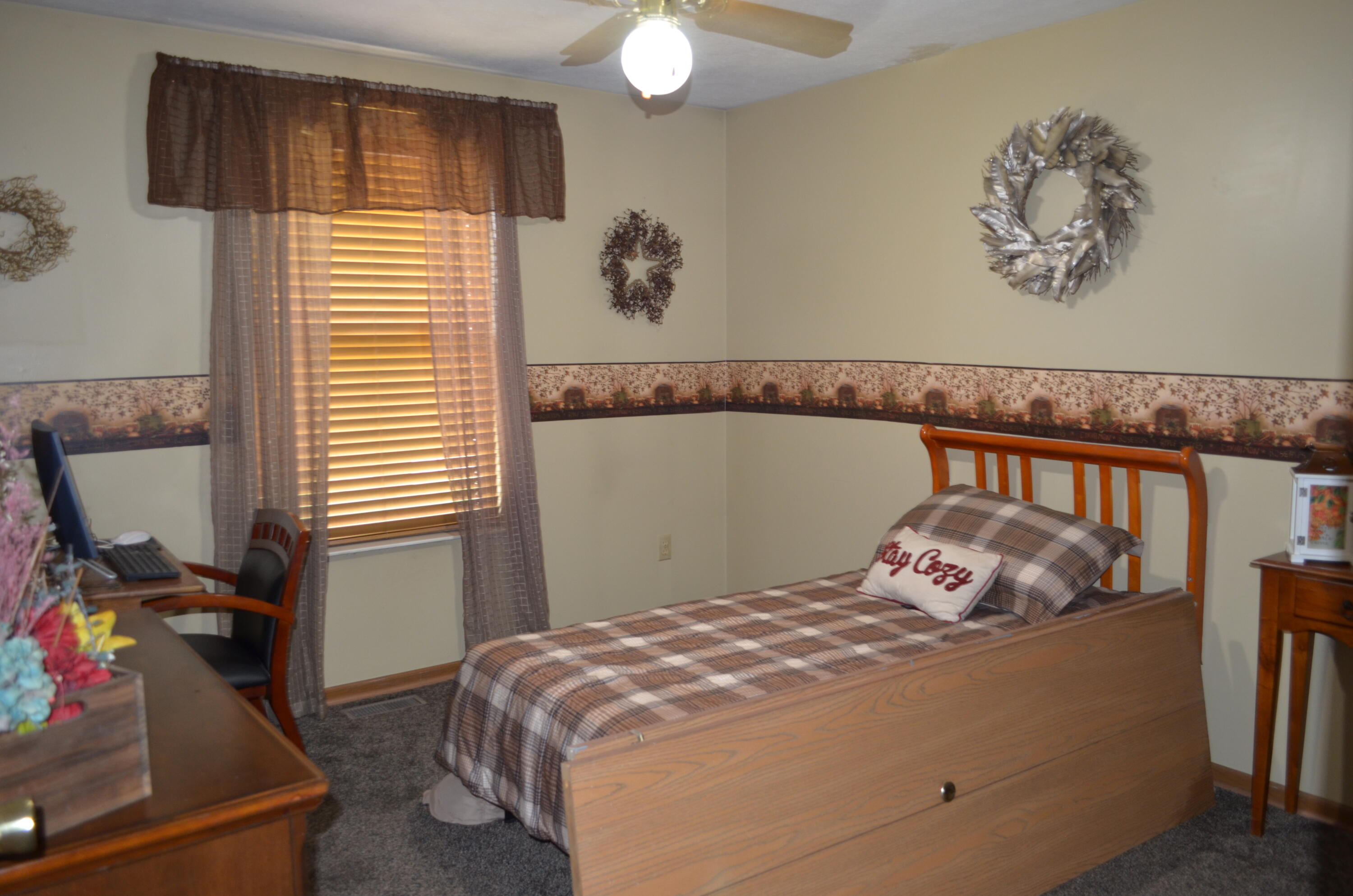 4290 Midfield, Springfield, Ohio 45503