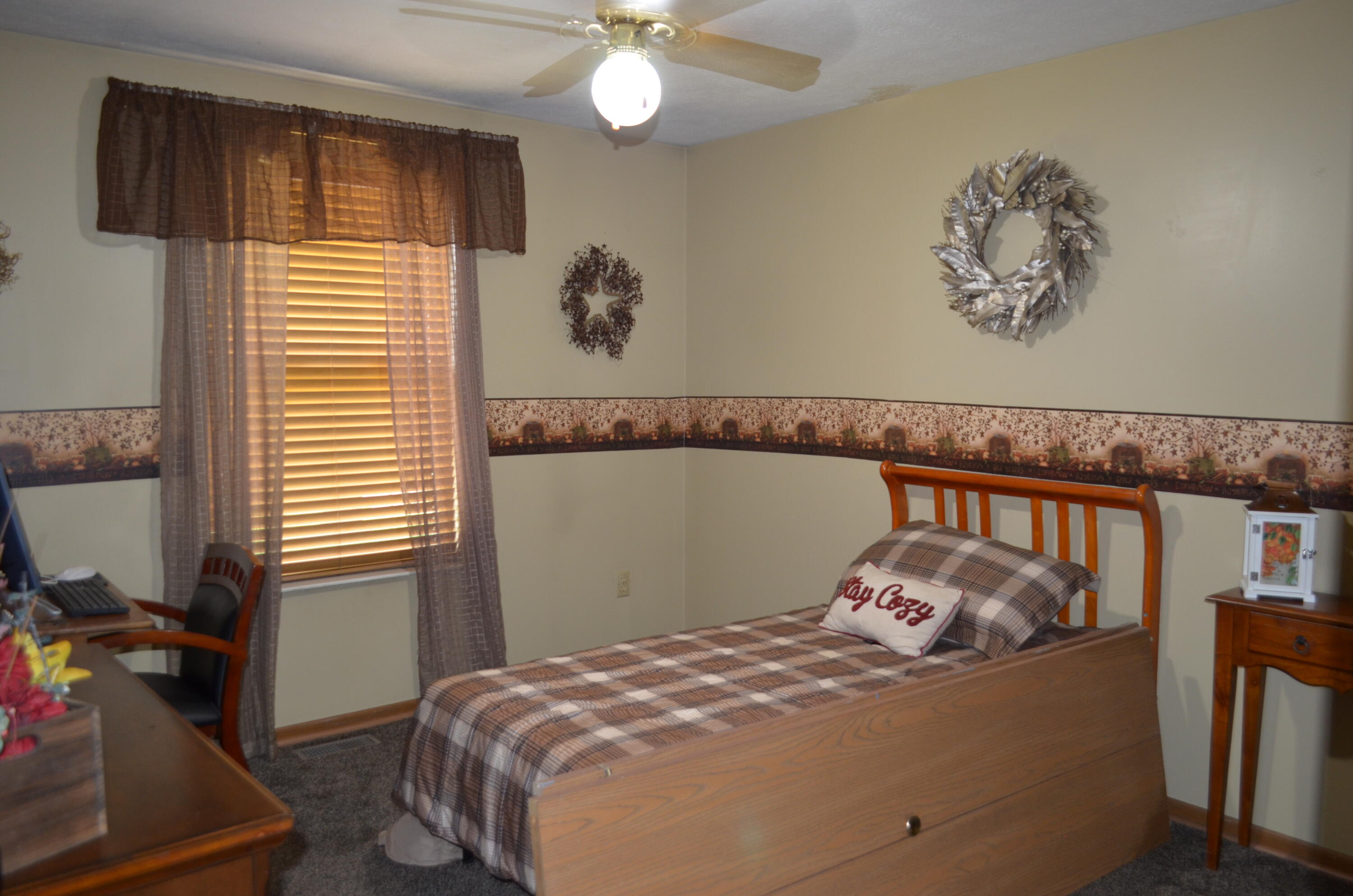 4290 Midfield, Springfield, Ohio 45503