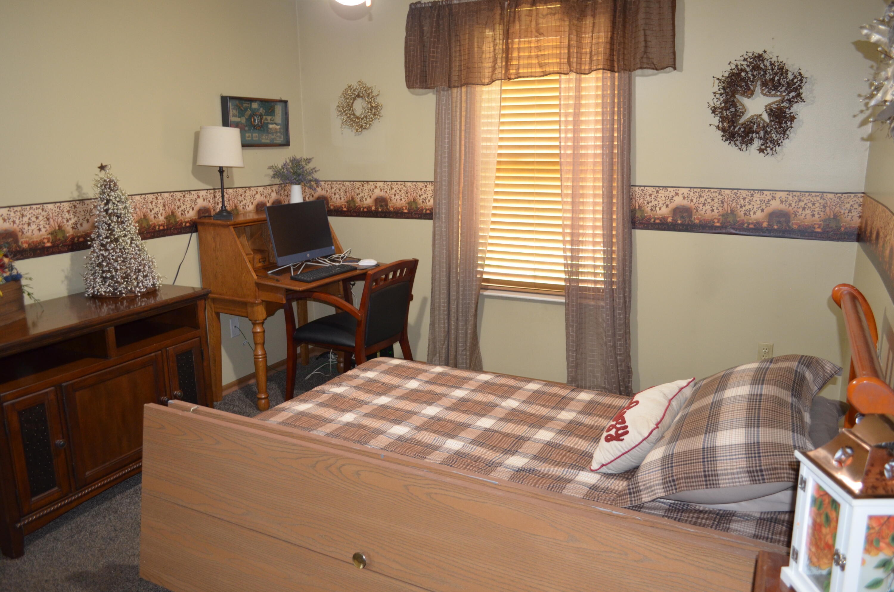 4290 Midfield, Springfield, Ohio 45503