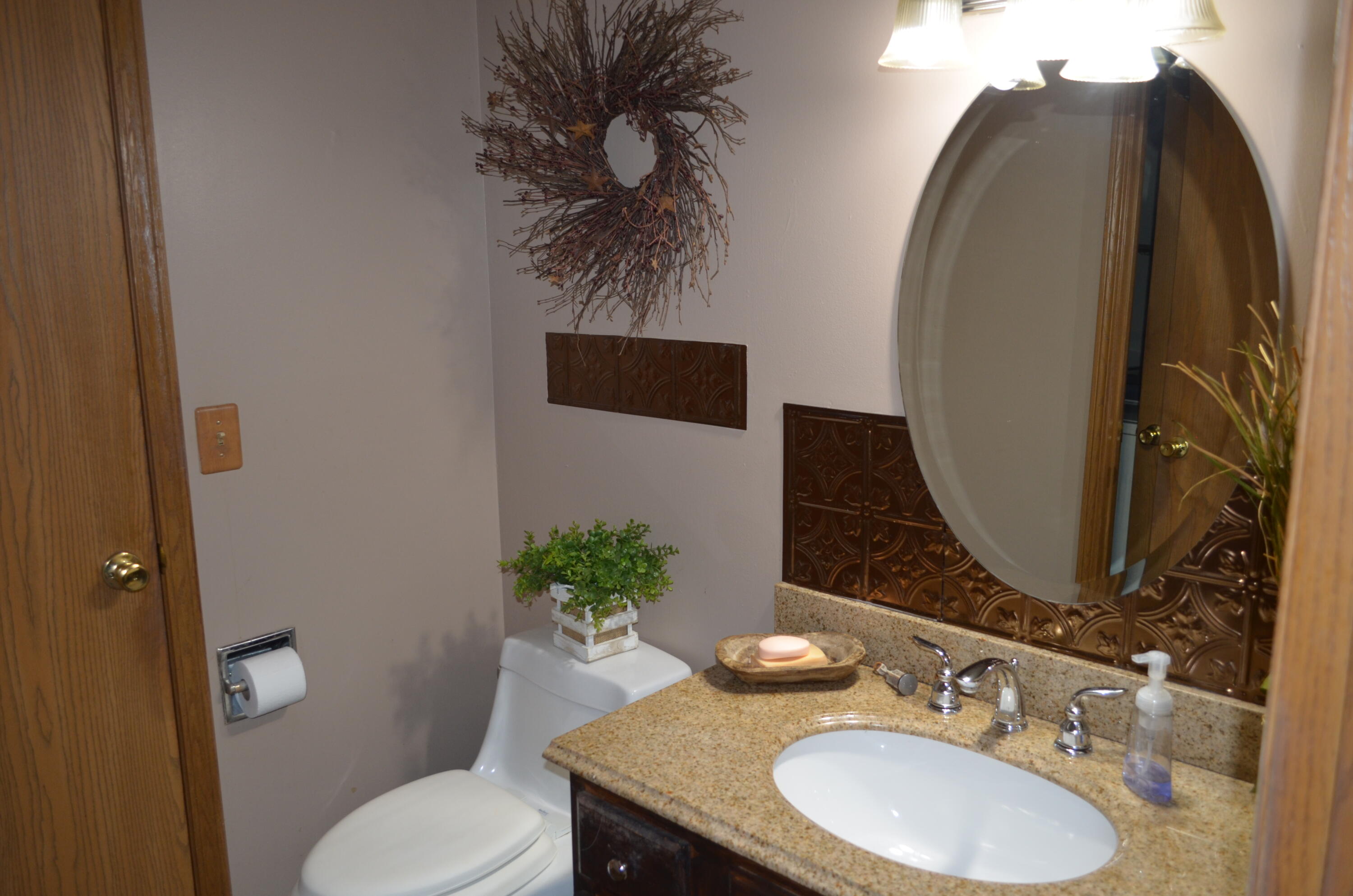 4290 Midfield, Springfield, Ohio 45503