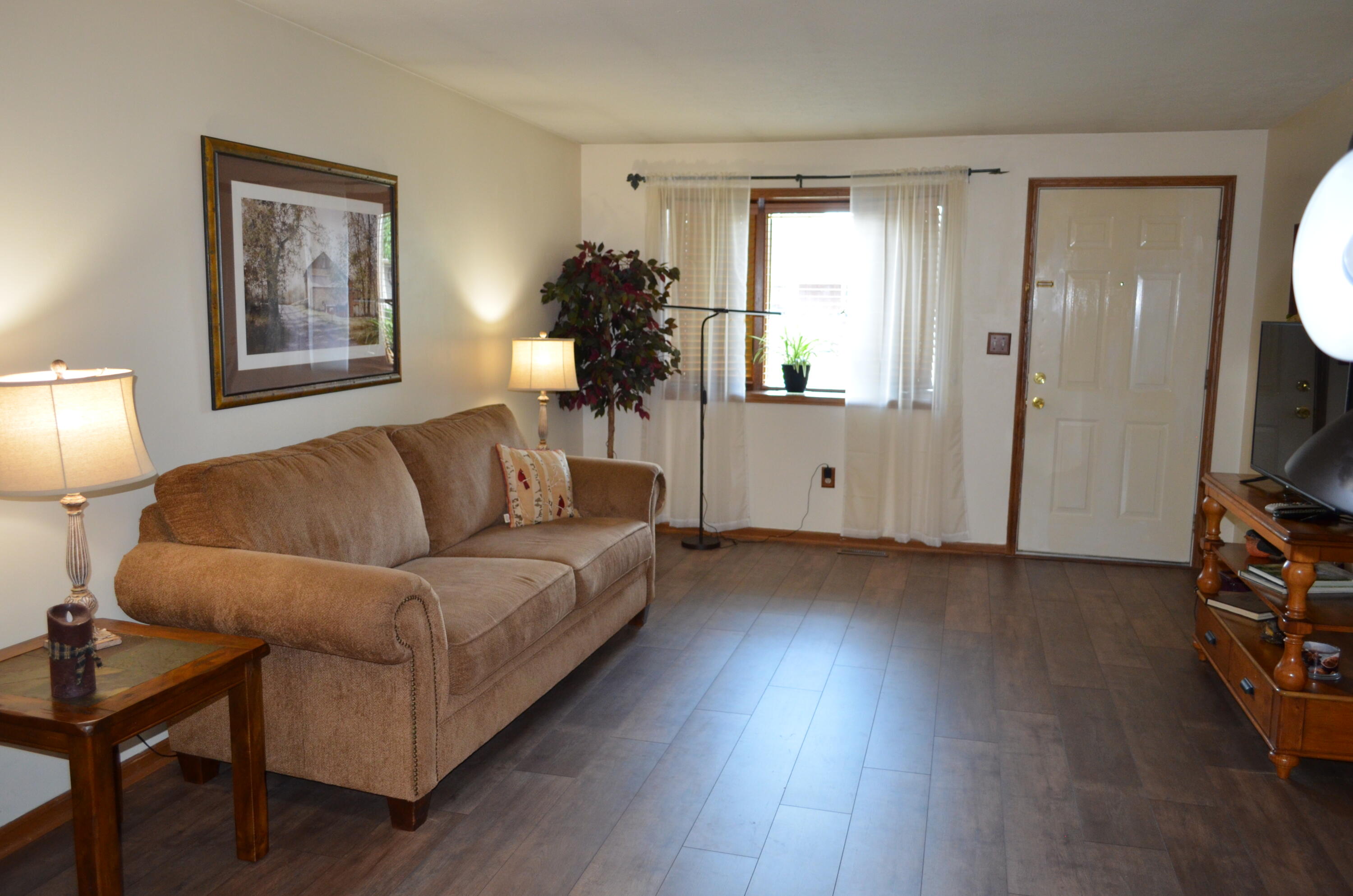 4290 Midfield, Springfield, Ohio 45503