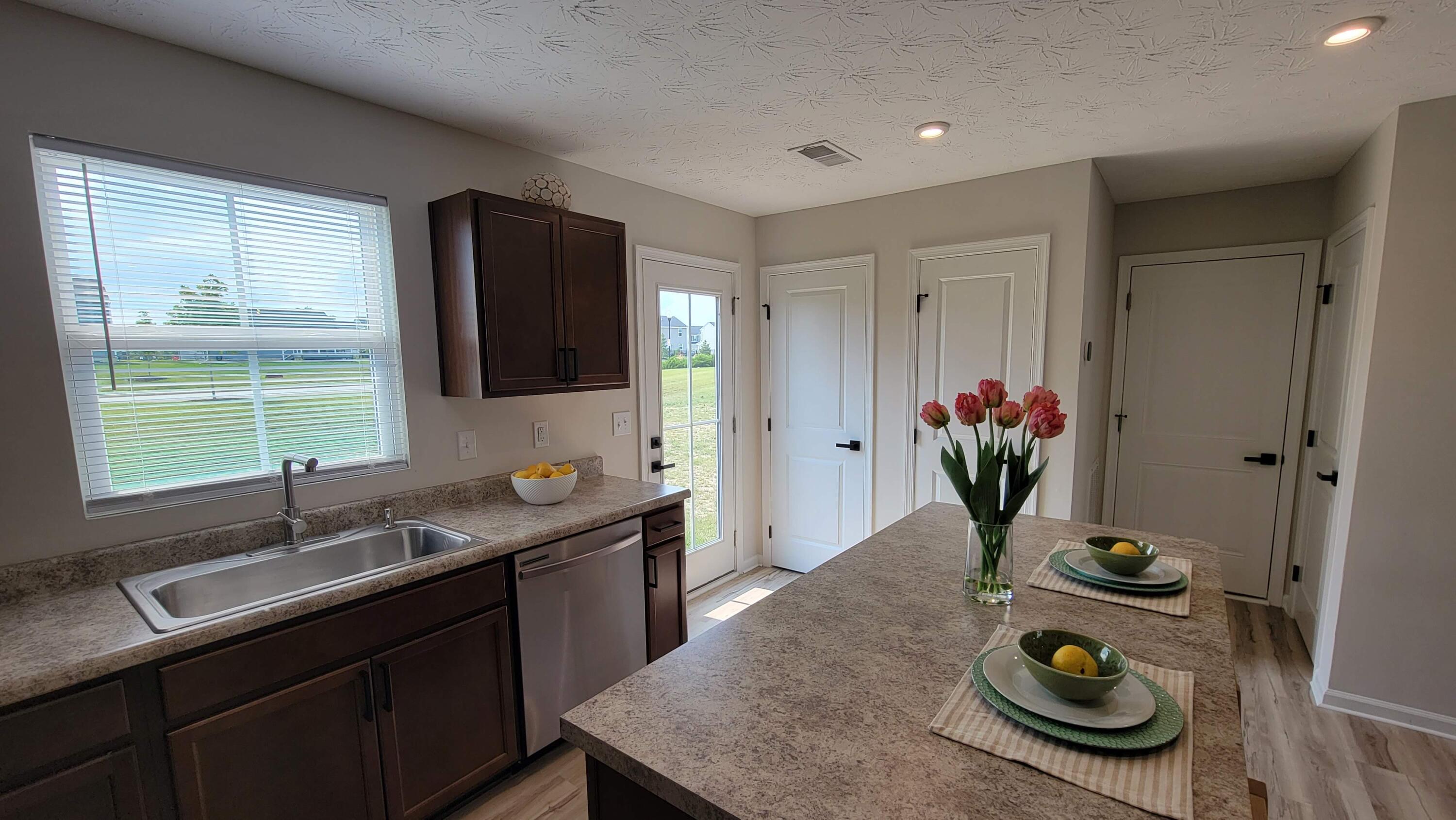 1557 Knights, Sidney, Ohio 45365