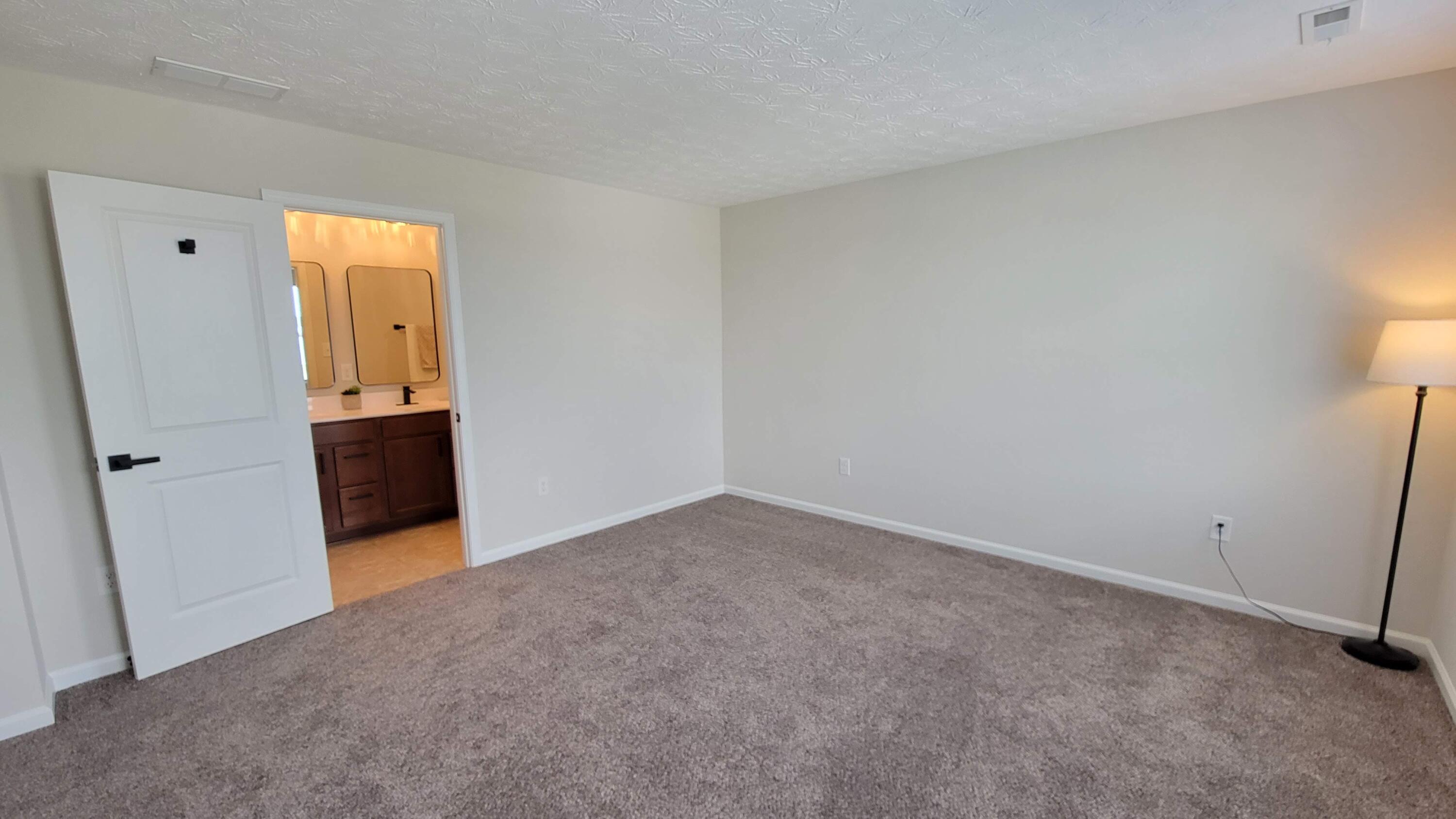 1557 Knights, Sidney, Ohio 45365