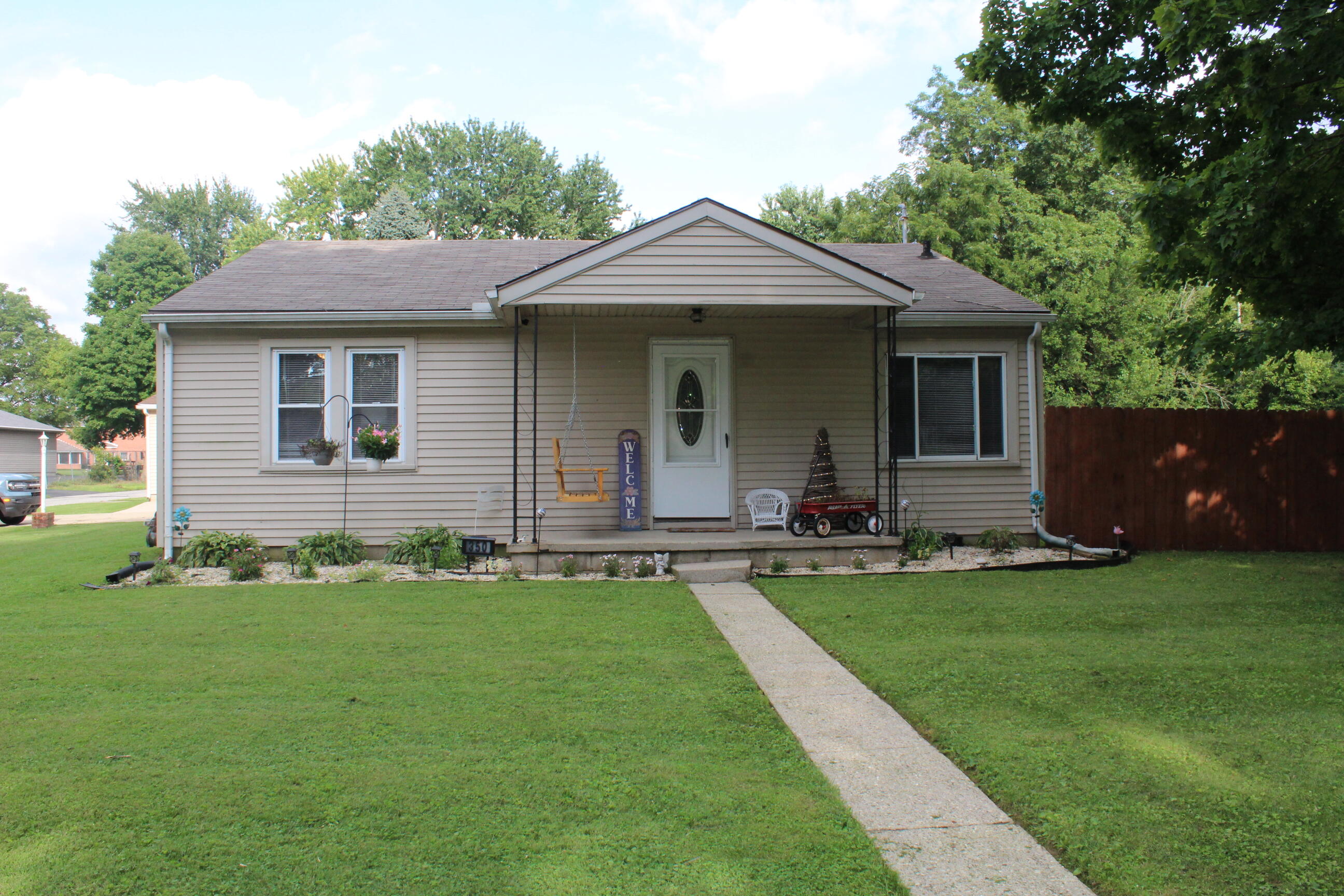 350 Larchmont, Springfield, Ohio 45503
