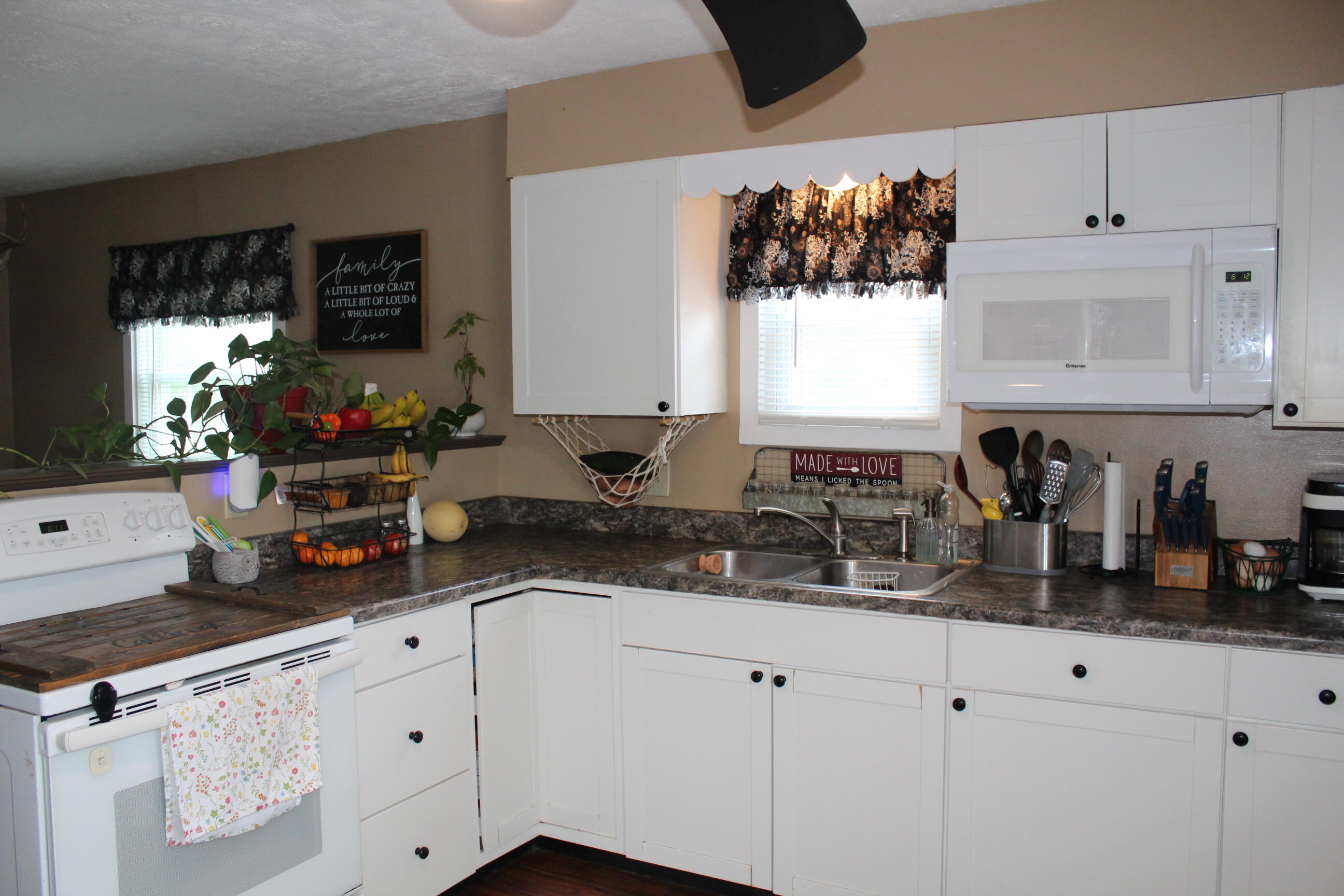 350 Larchmont, Springfield, Ohio 45503