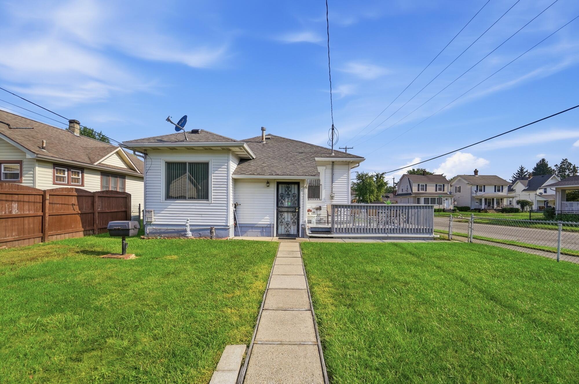 2323 Beatrice, Springfield, Ohio 45503