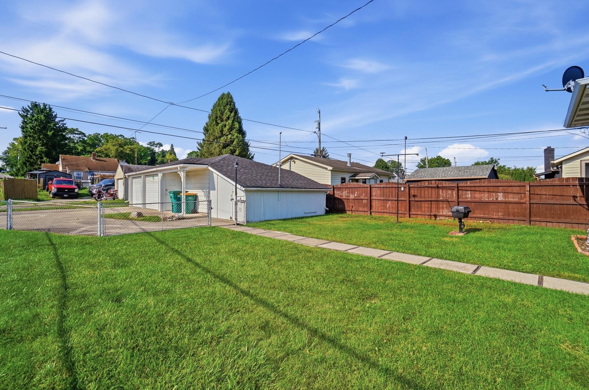 2323 Beatrice, Springfield, Ohio 45503