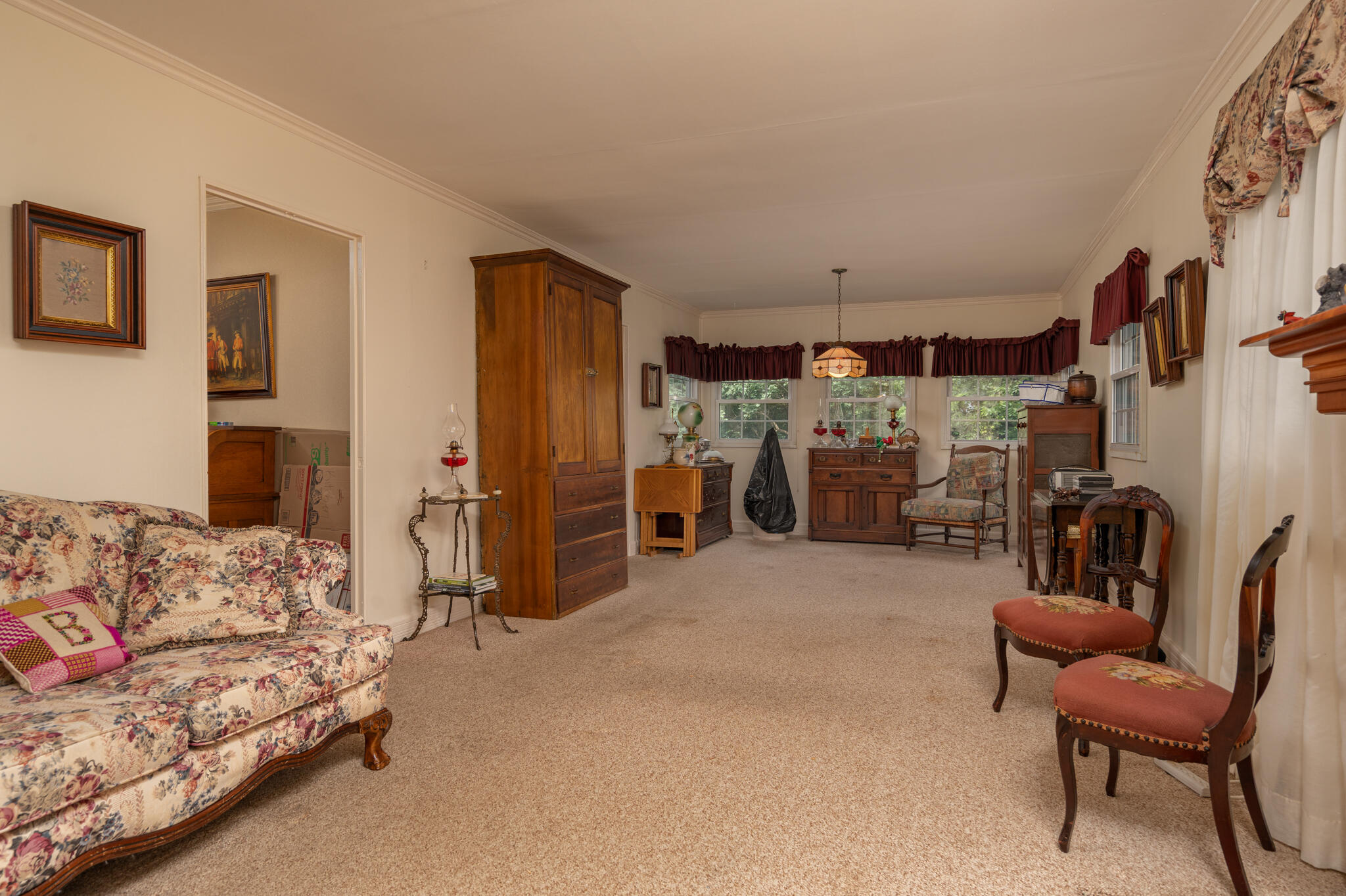 1971 Oak Knoll, Springfield, Ohio 45504
