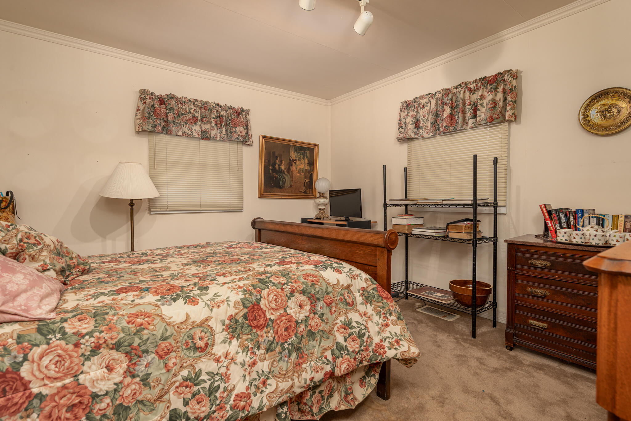 1971 Oak Knoll, Springfield, Ohio 45504