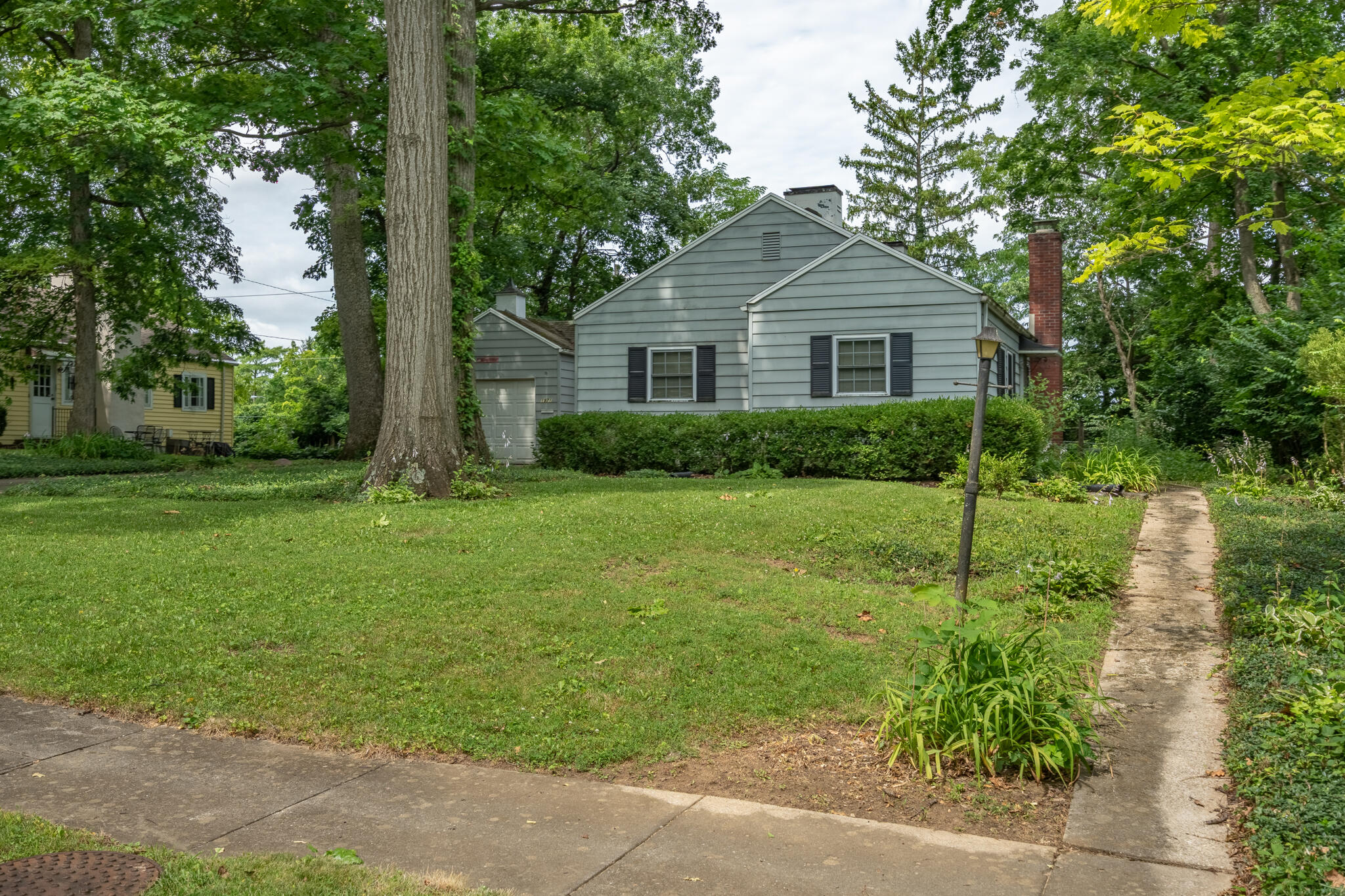 1971 Oak Knoll, Springfield, Ohio 45504