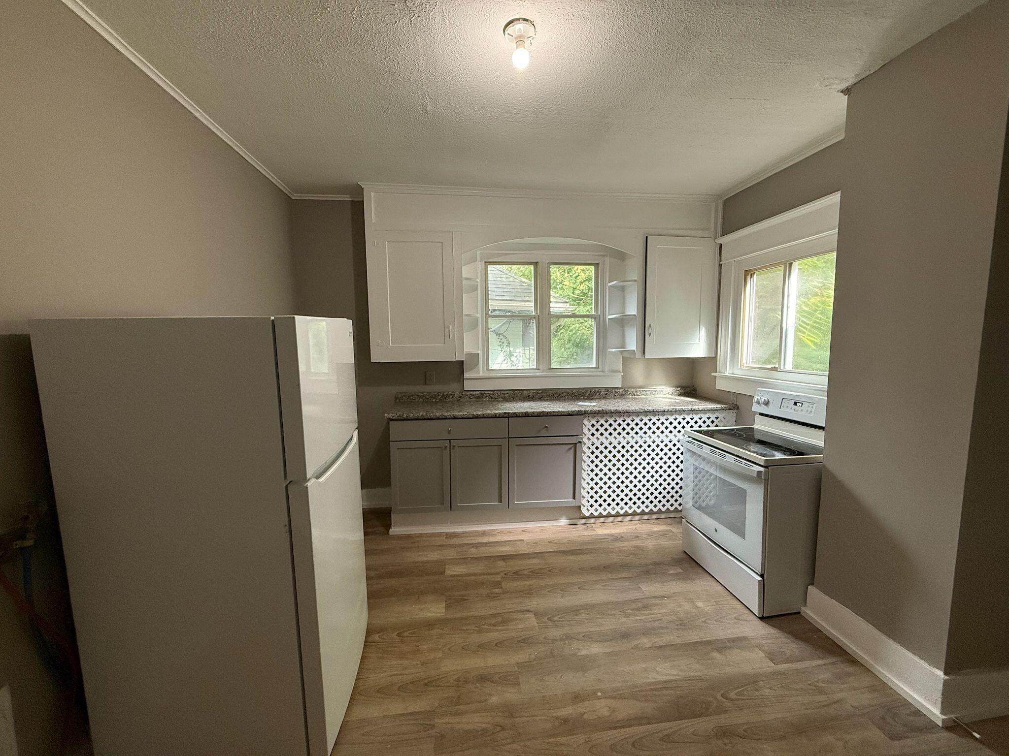 37 Cassilly, Springfield, Ohio 45504