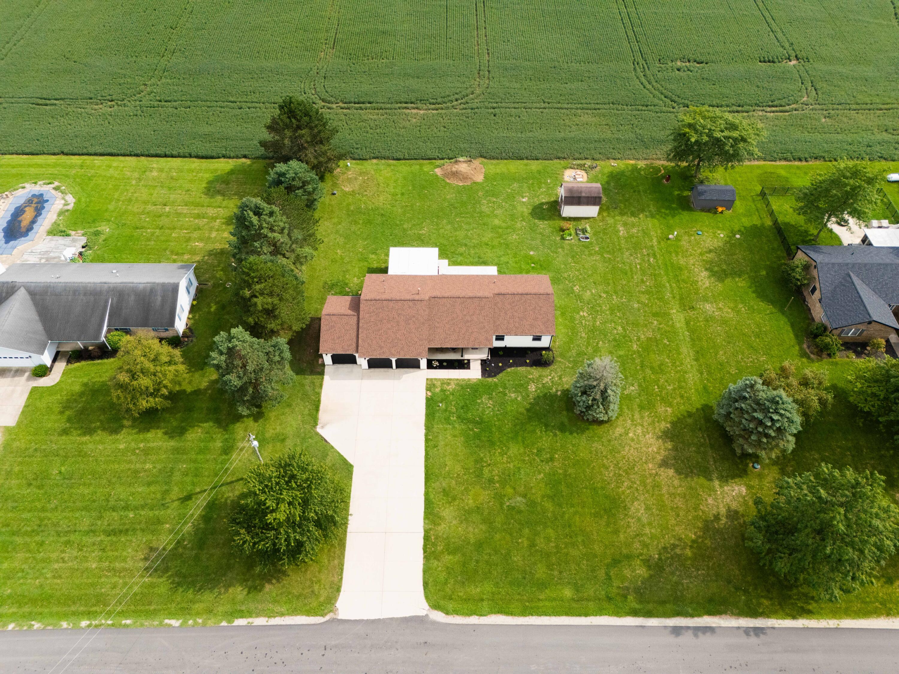 17212 Sharp, Sidney, Ohio 45365