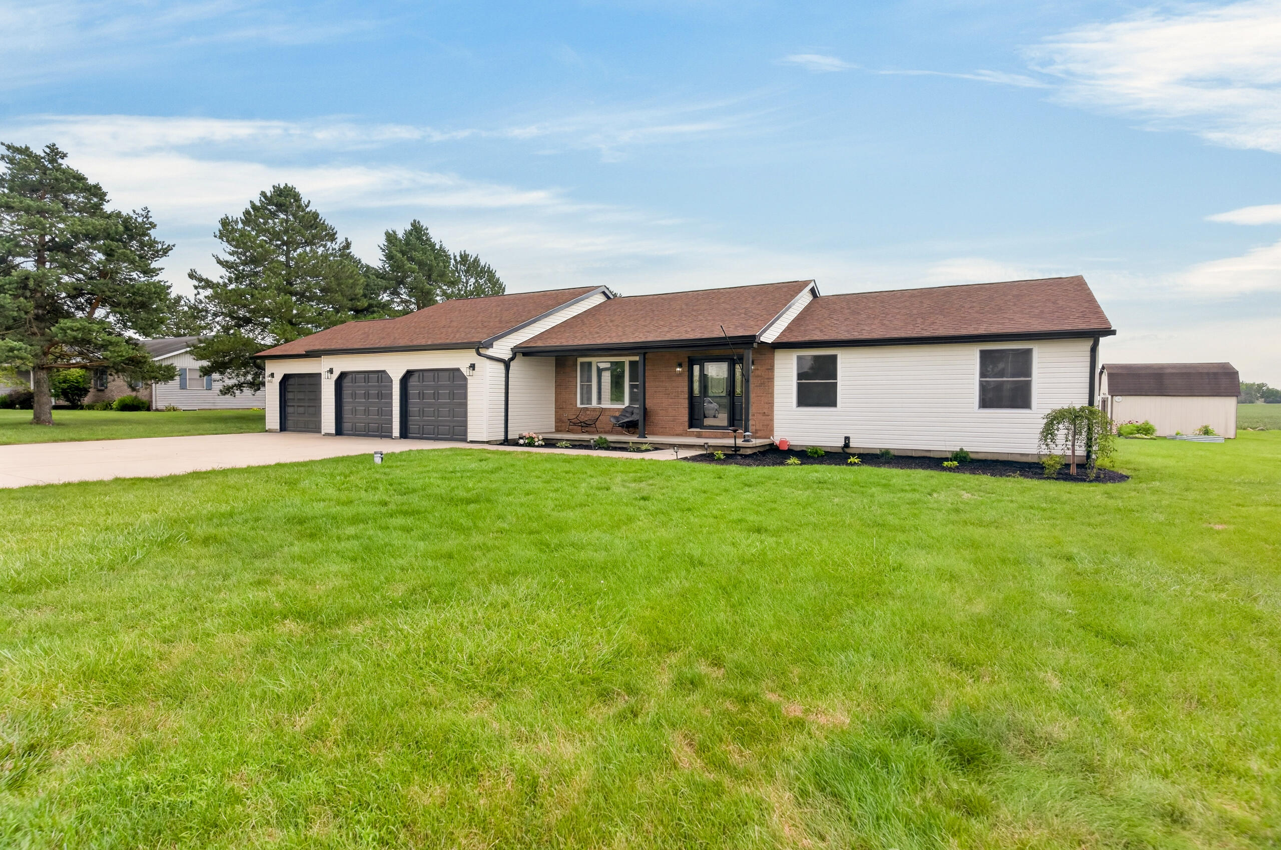17212 Sharp, Sidney, Ohio 45365