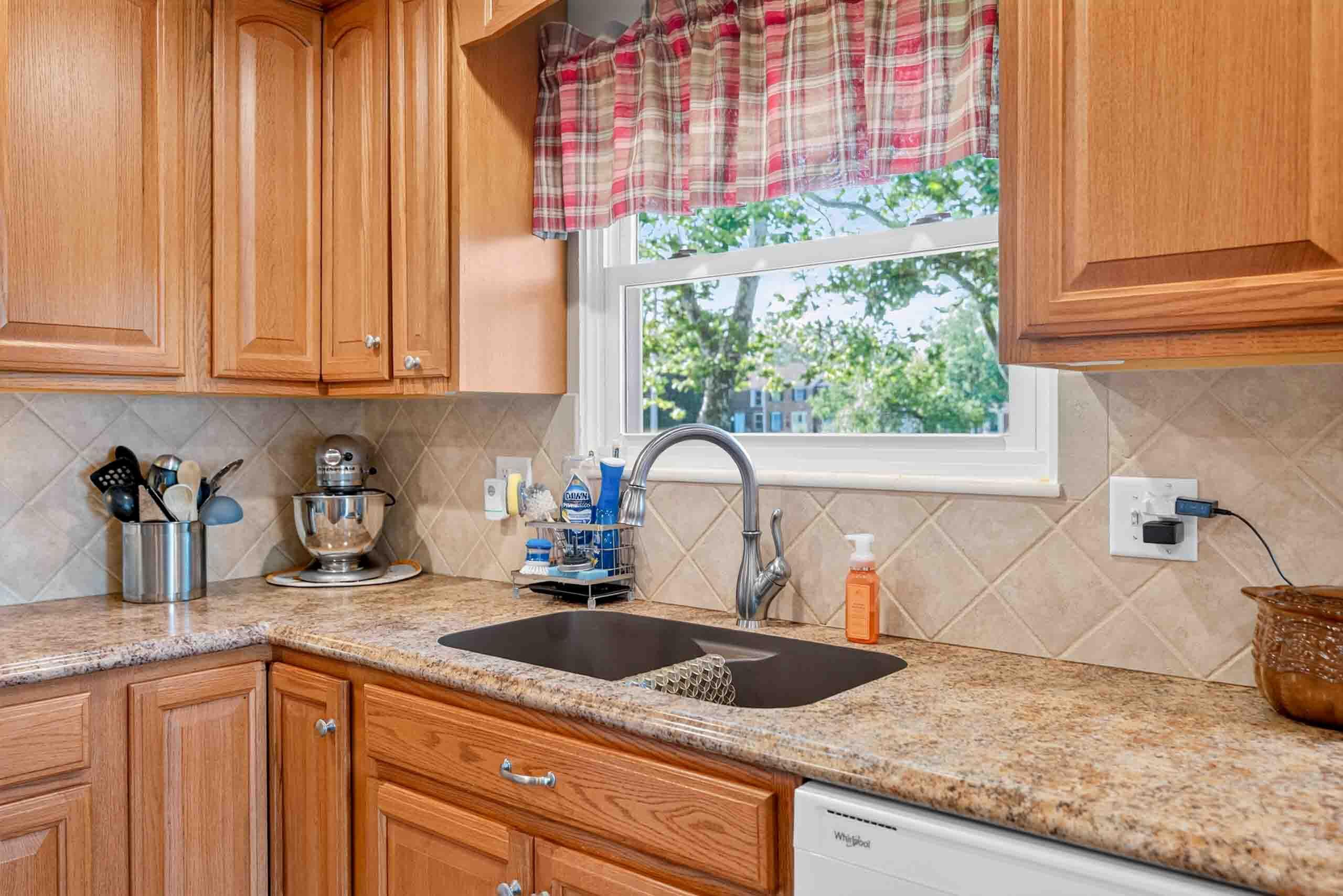 202 Lunar, Sidney, Ohio 45365