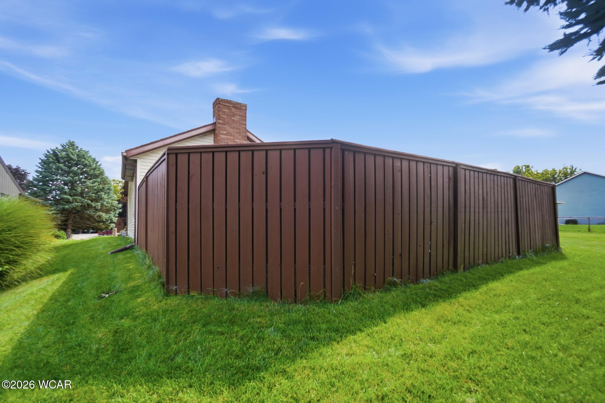 120 Greenbriar Court, Lima, Ohio
