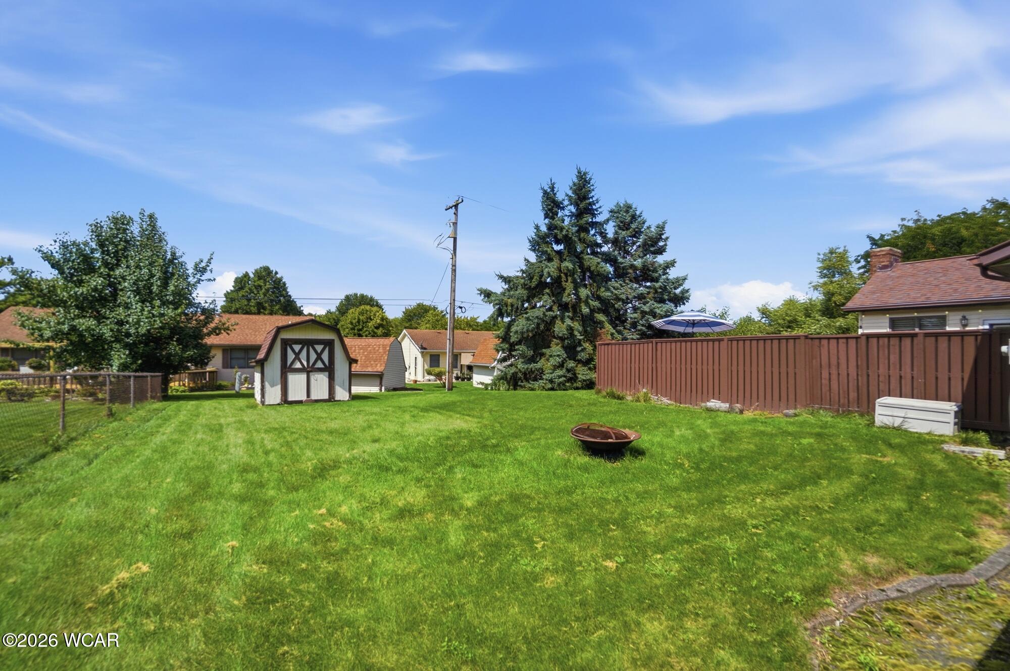 120 Greenbriar Court, Lima, Ohio