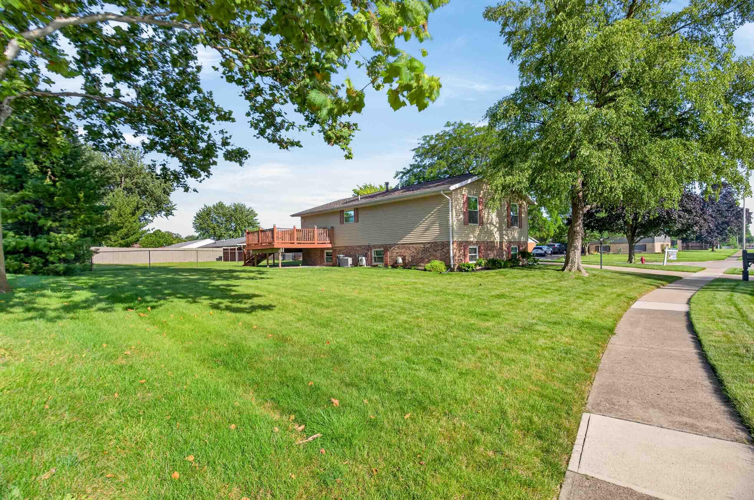 202 Lunar, Sidney, Ohio 45365