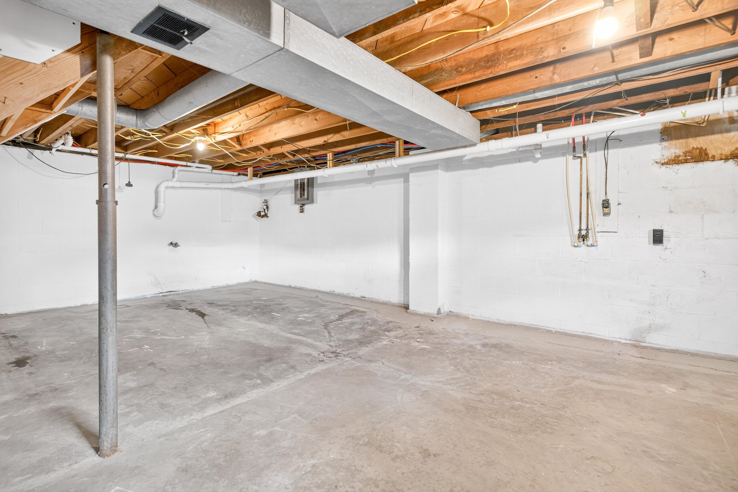 909 Lincoln, Sidney, Ohio 45365