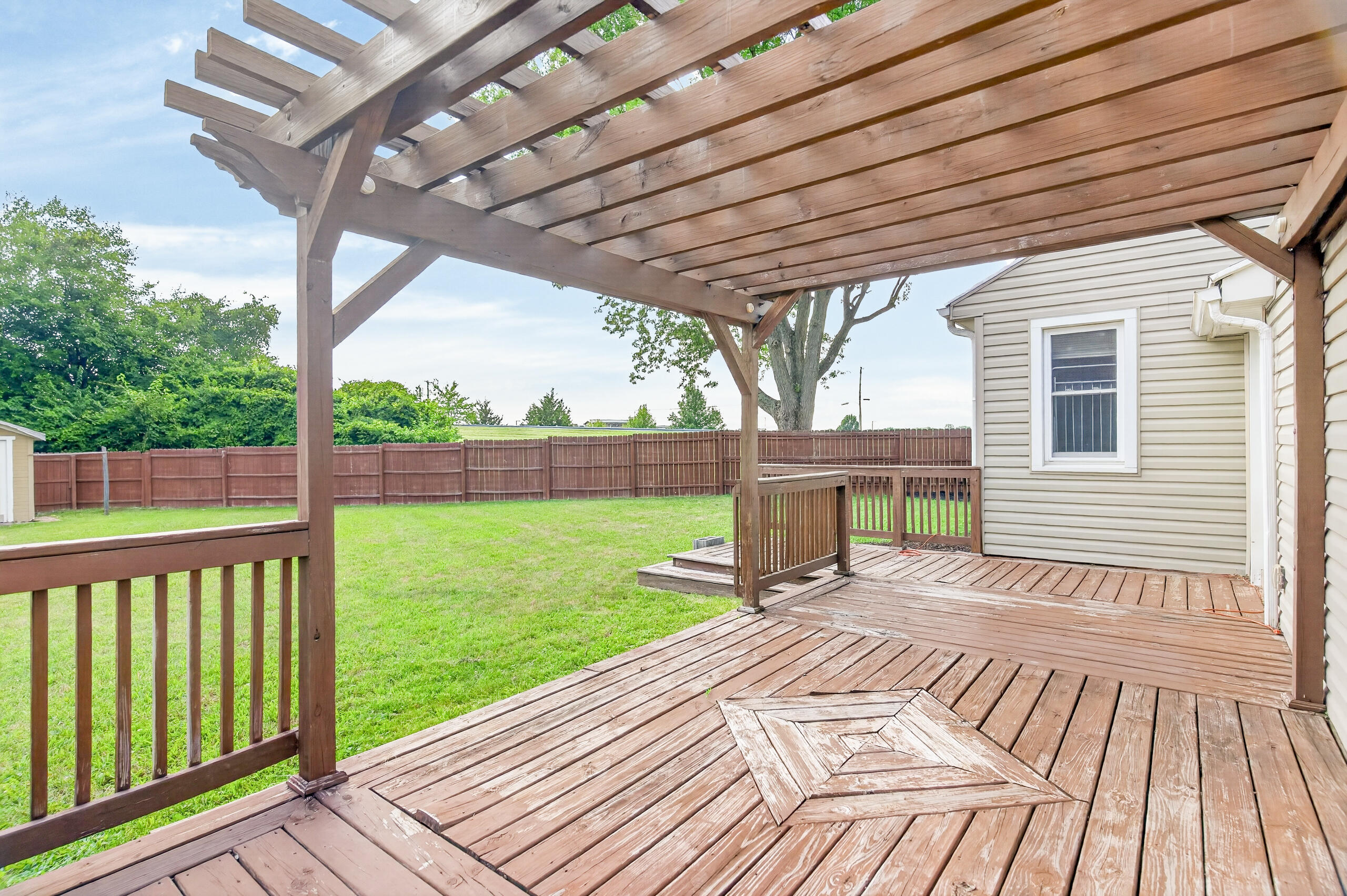 909 Lincoln, Sidney, Ohio 45365