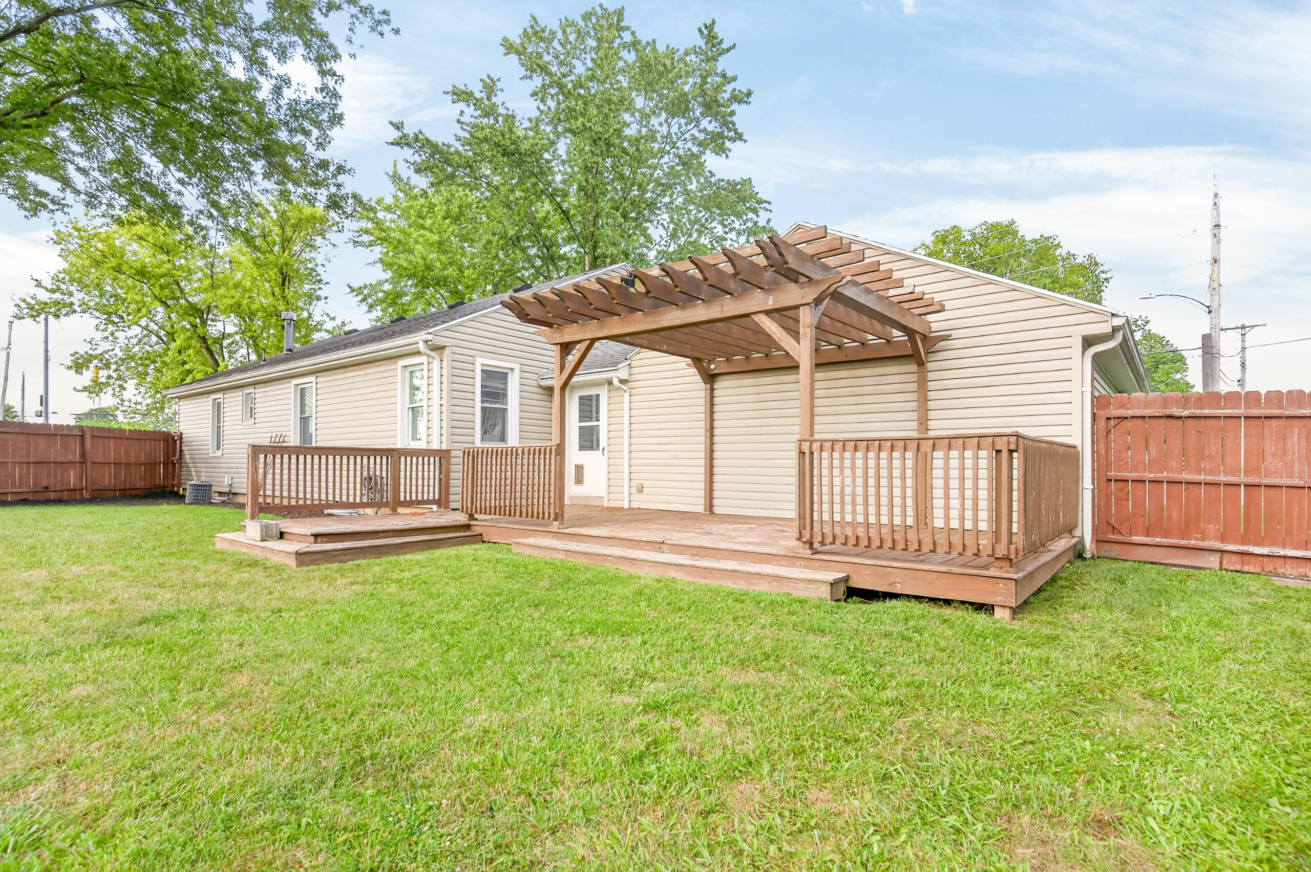 909 Lincoln, Sidney, Ohio 45365