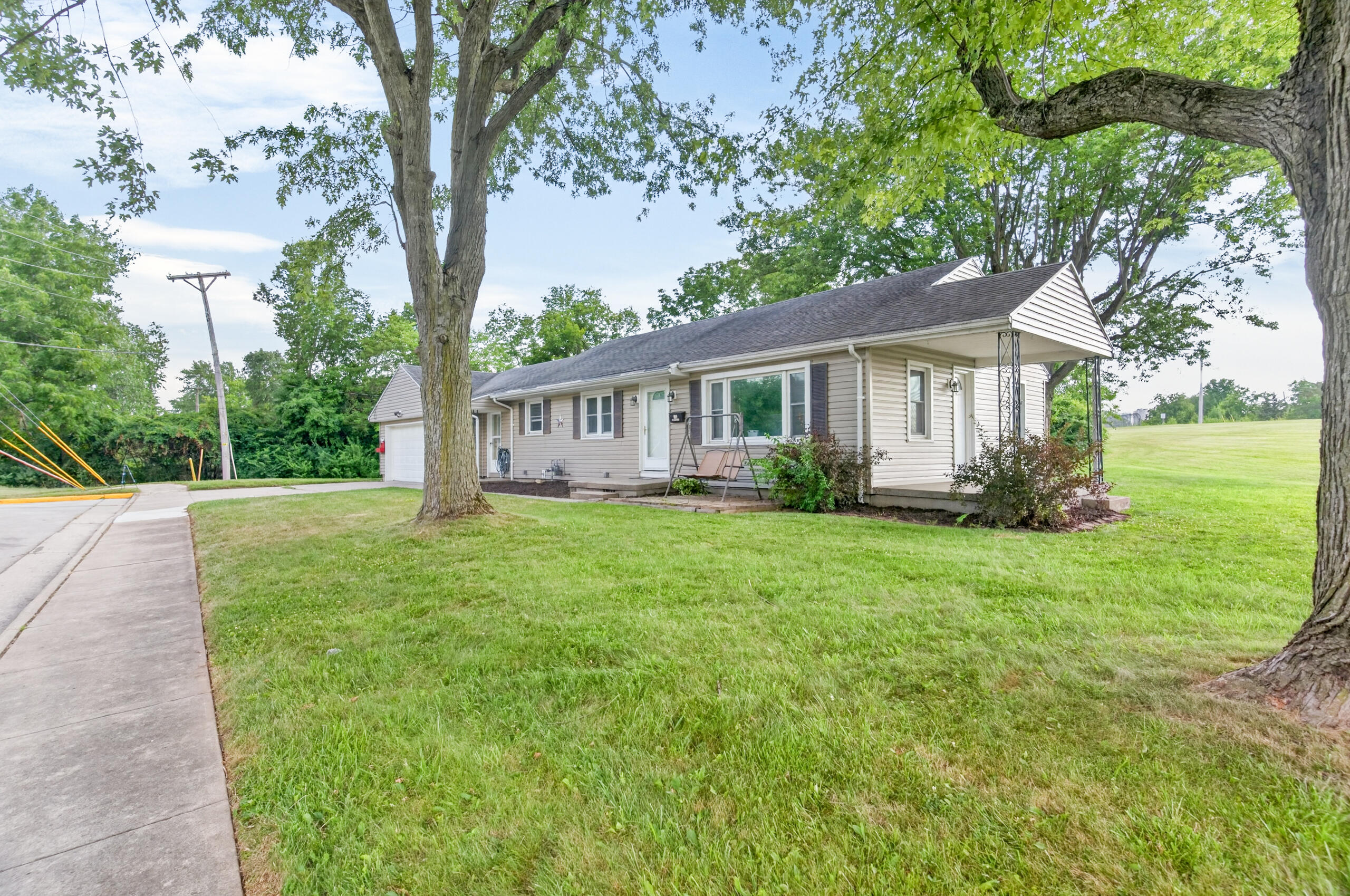 909 Lincoln, Sidney, Ohio 45365