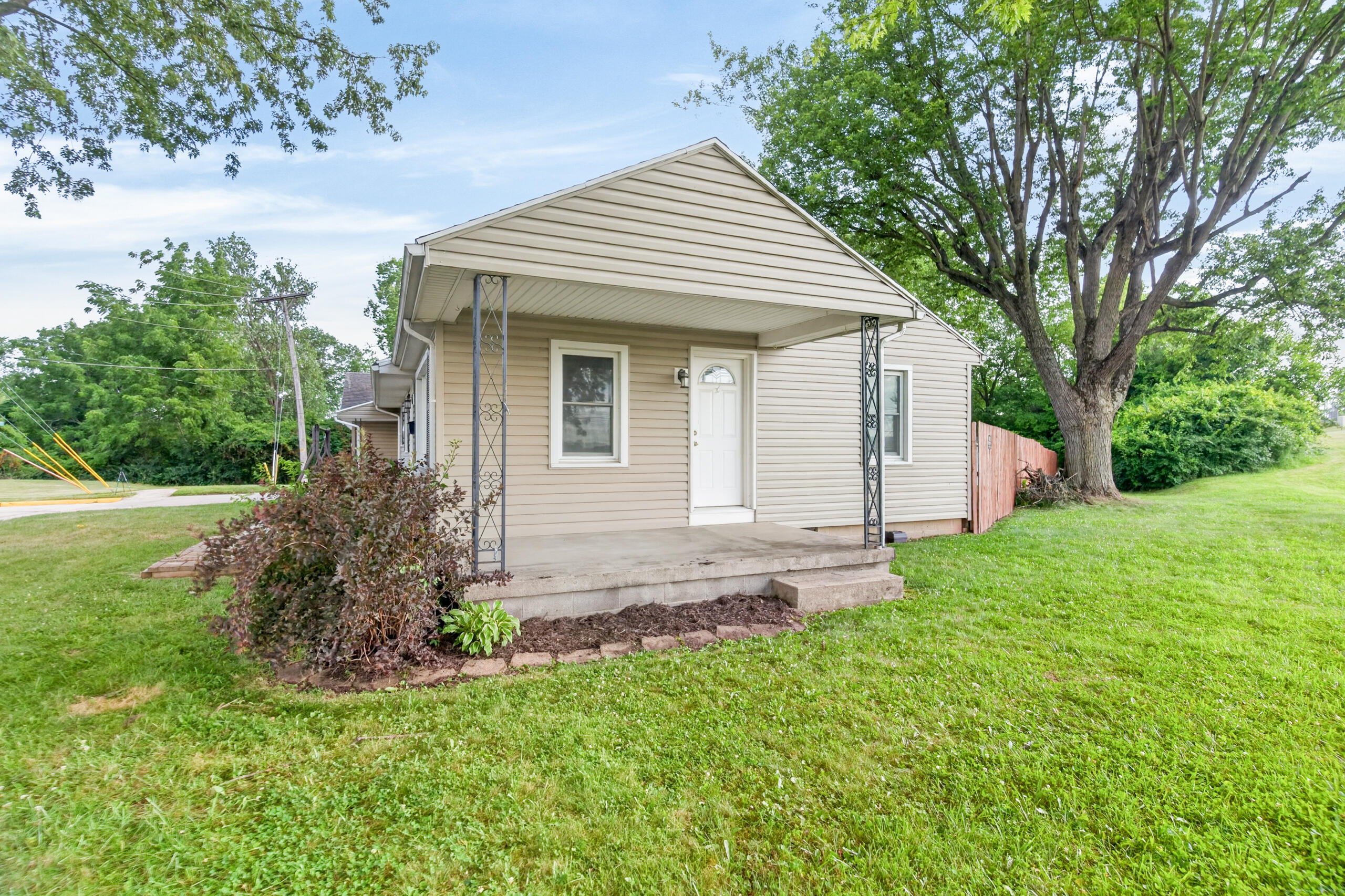 909 Lincoln, Sidney, Ohio 45365