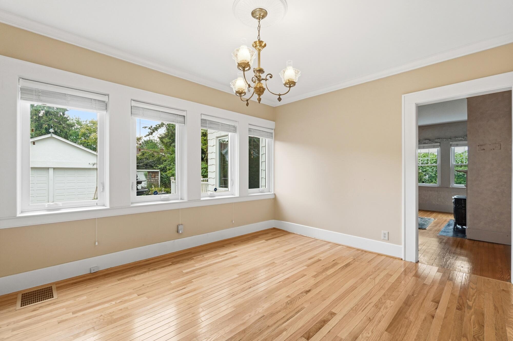 1824 Crescent, Springfield, Ohio 45504