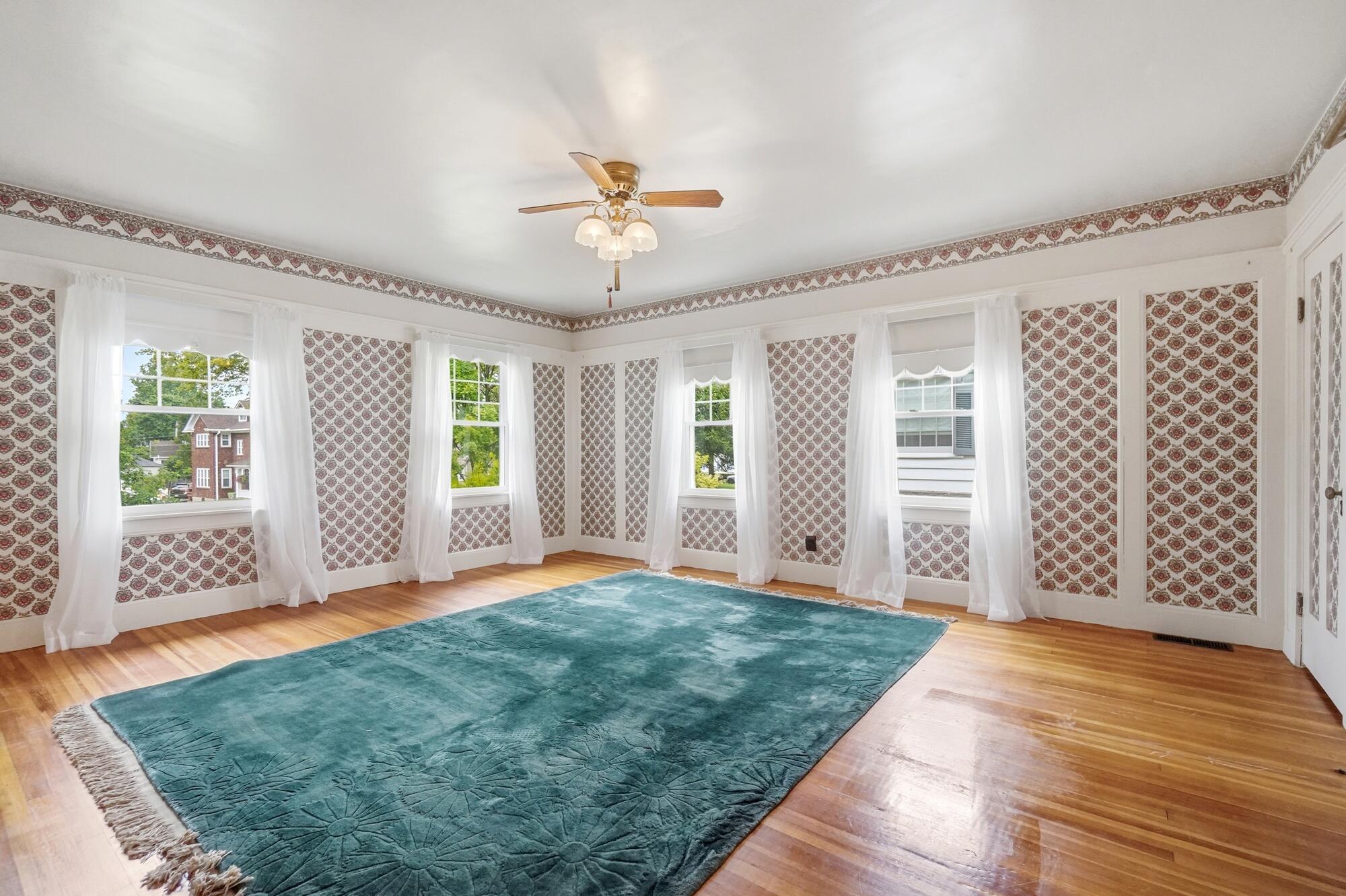 1824 Crescent, Springfield, Ohio 45504