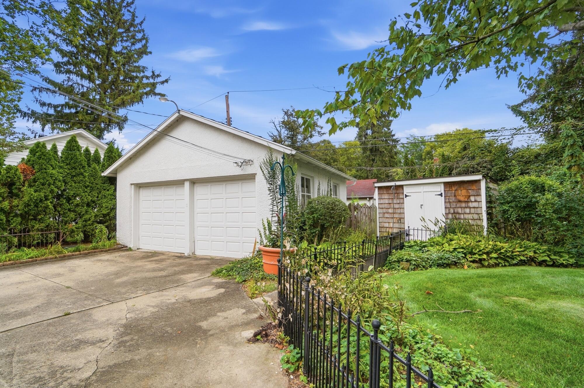 1824 Crescent, Springfield, Ohio 45504