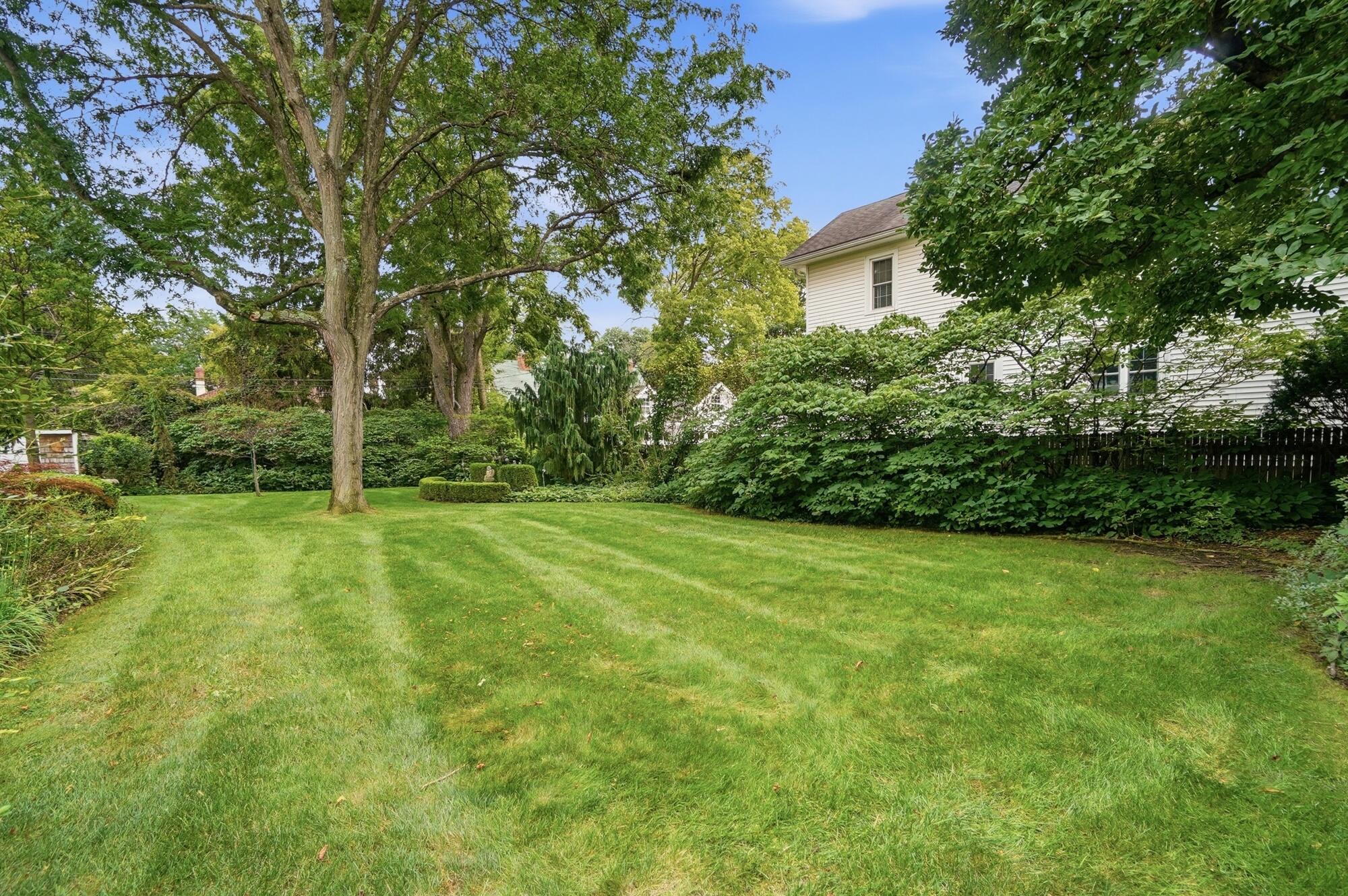 1824 Crescent, Springfield, Ohio 45504