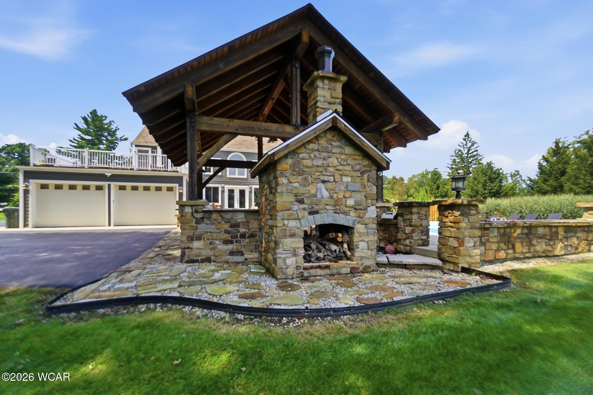 90 Hawthorne Drive, Lima, Ohio