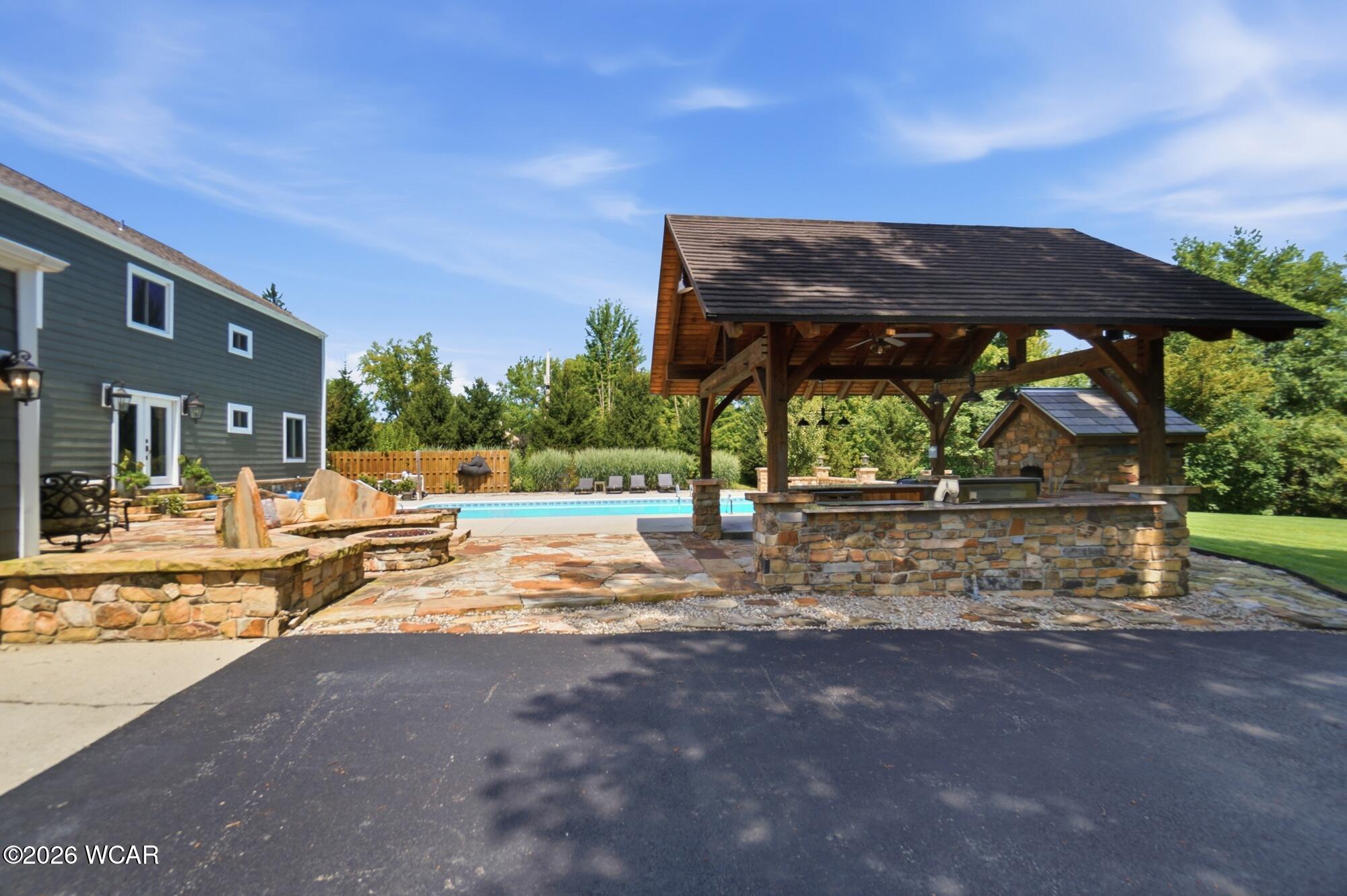 90 Hawthorne Drive, Lima, Ohio