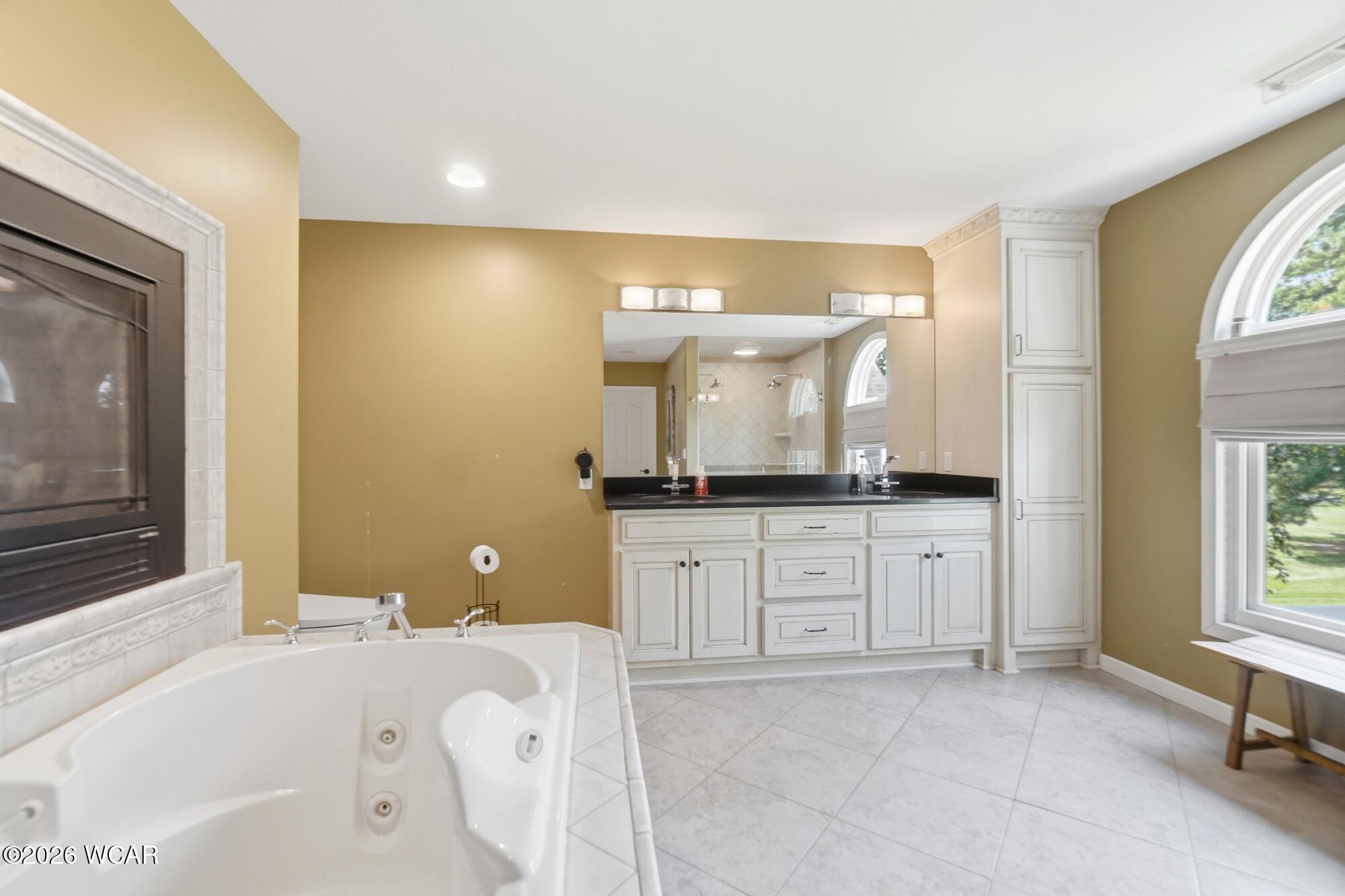 90 Hawthorne Drive, Lima, Ohio