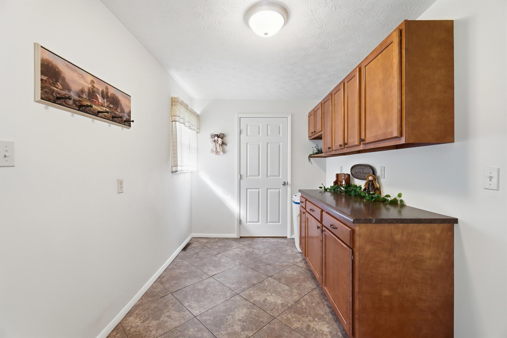 139 Miramar, Enon, Ohio 45323