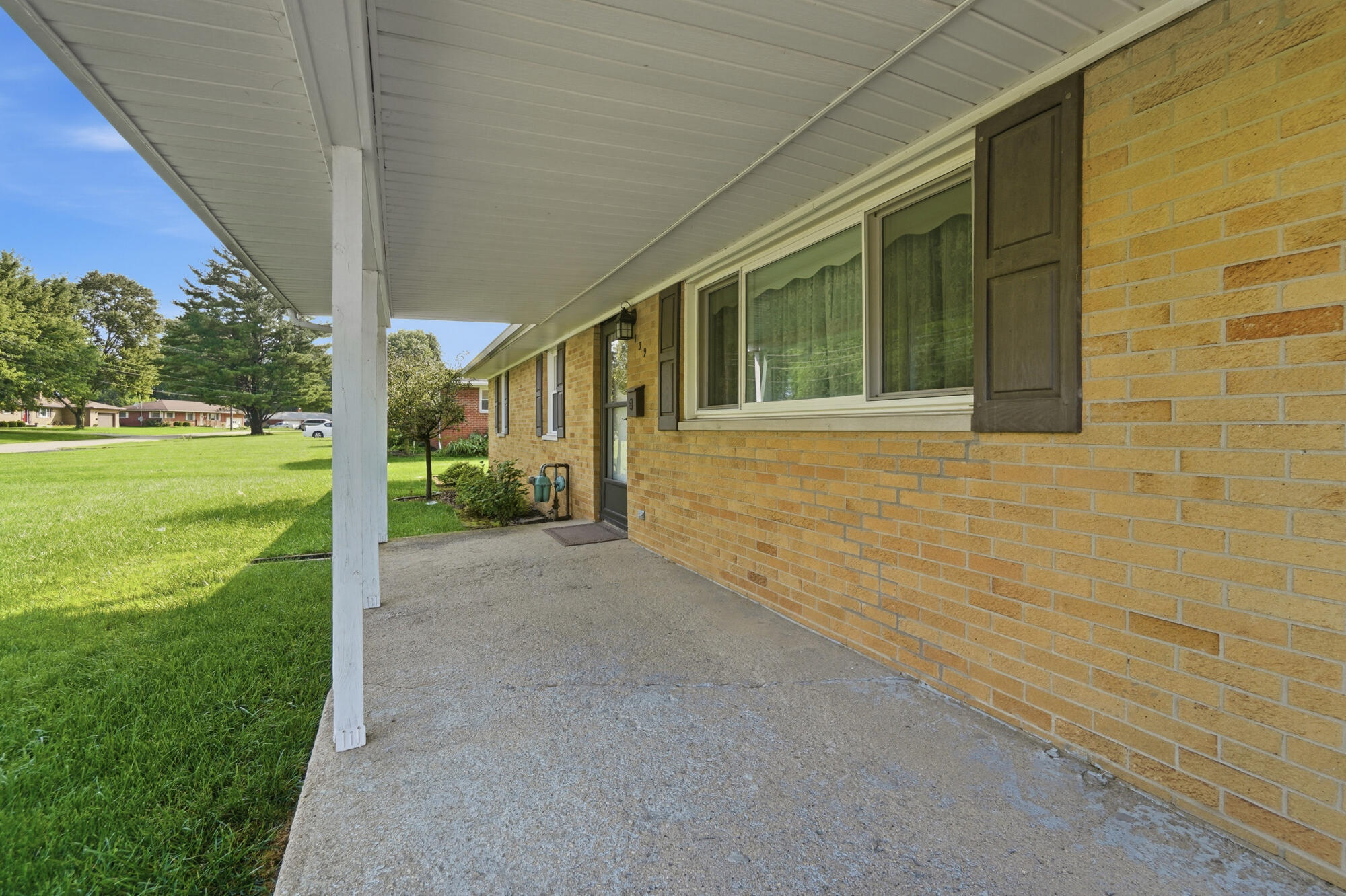 139 Miramar, Enon, Ohio 45323
