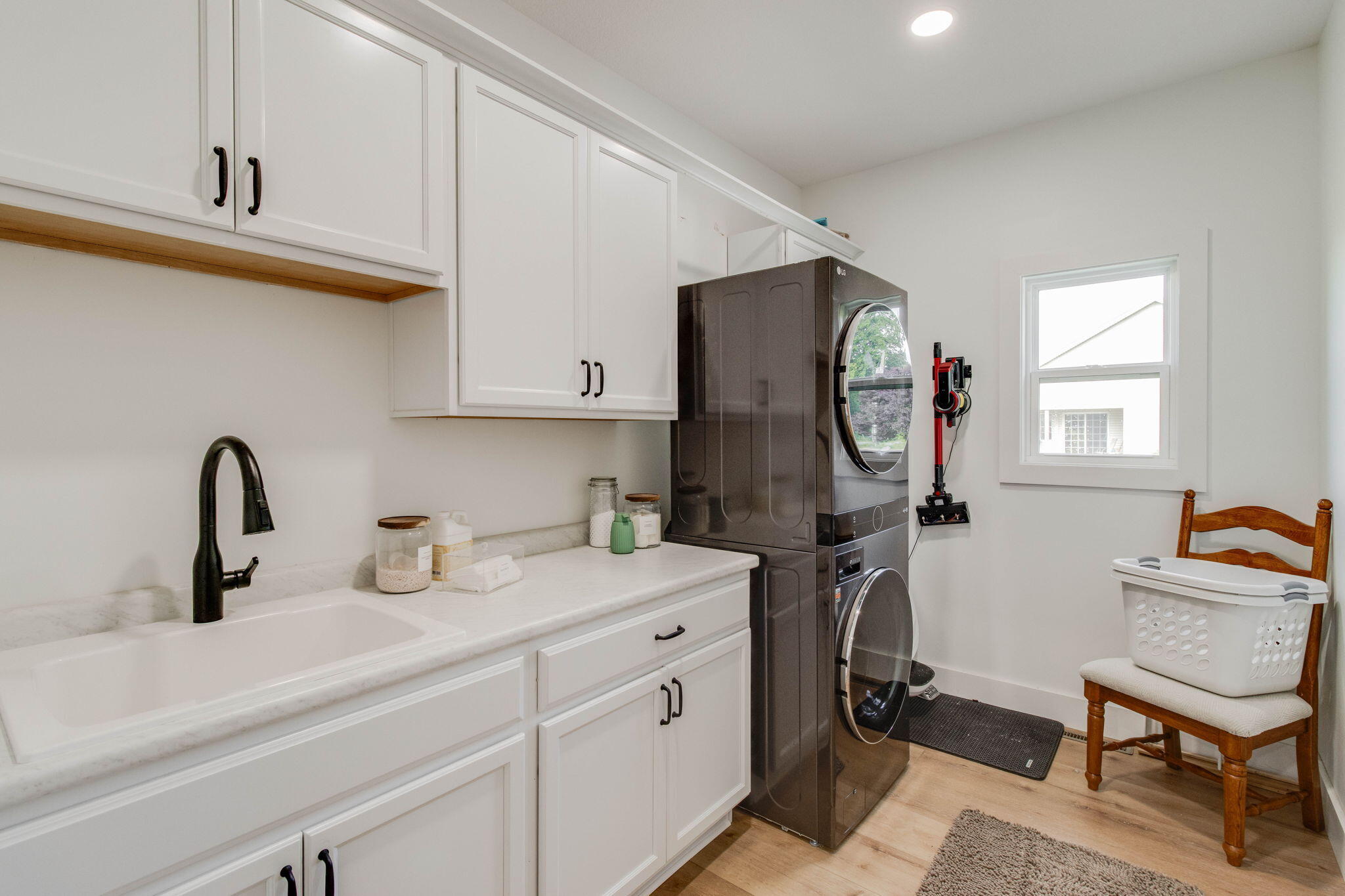 6170 Reservoir, Lima, Ohio 45801