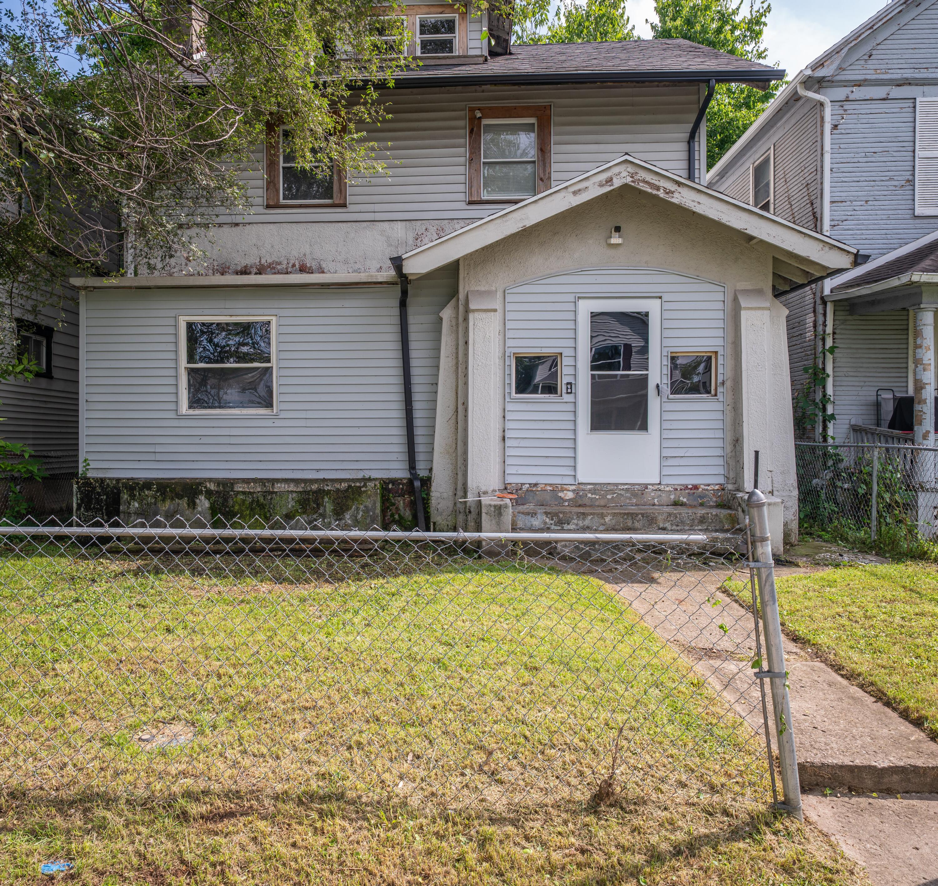 330 Bolander, Dayton, Ohio 45417