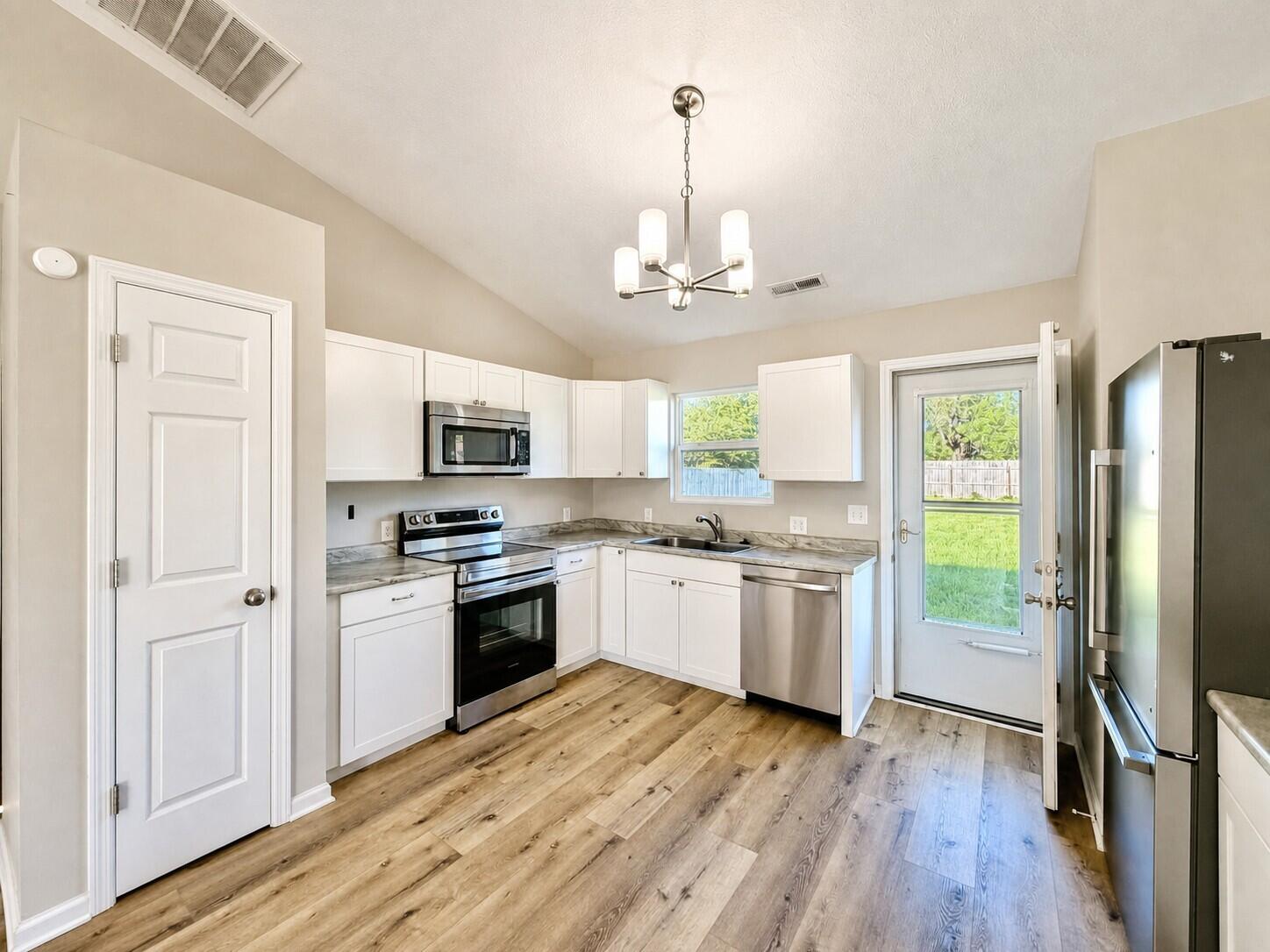 169 Brookmoor, Brookville, Ohio 45309