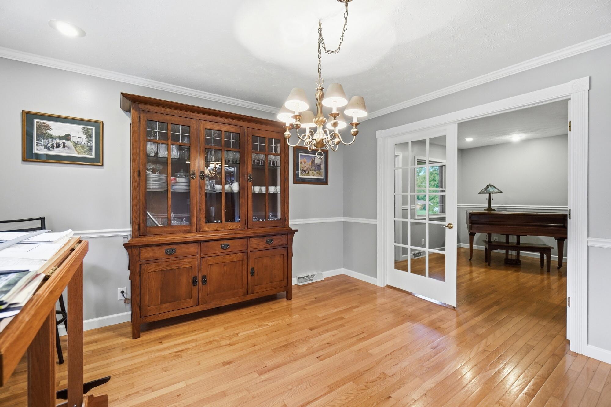 3144 Lark, Springfield, Ohio 45502