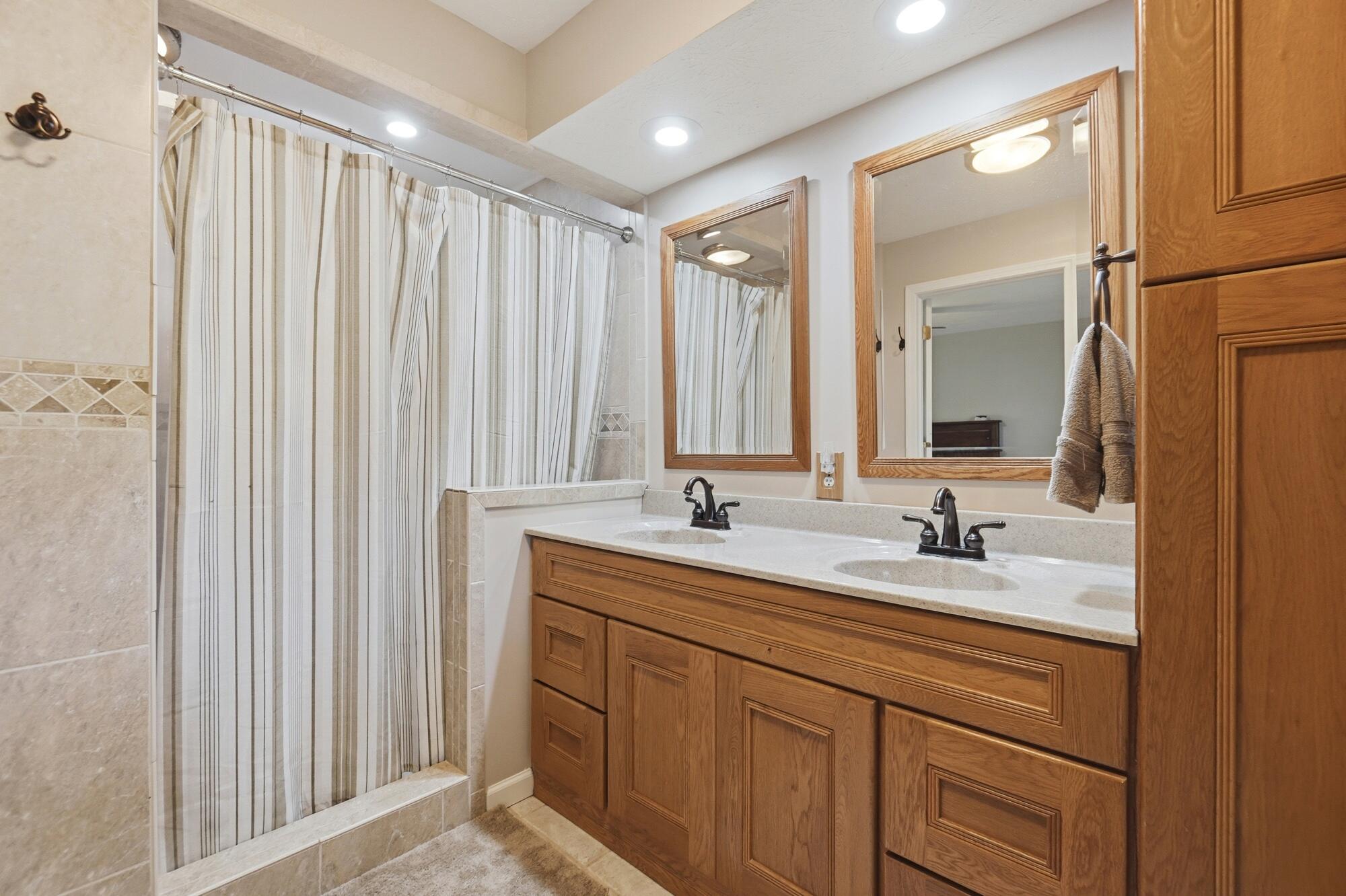 3144 Lark, Springfield, Ohio 45502