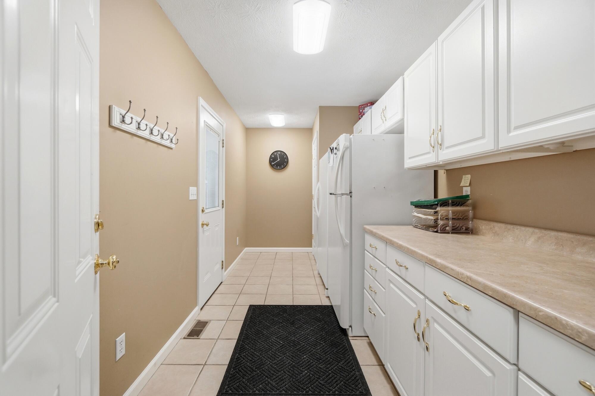 3144 Lark, Springfield, Ohio 45502