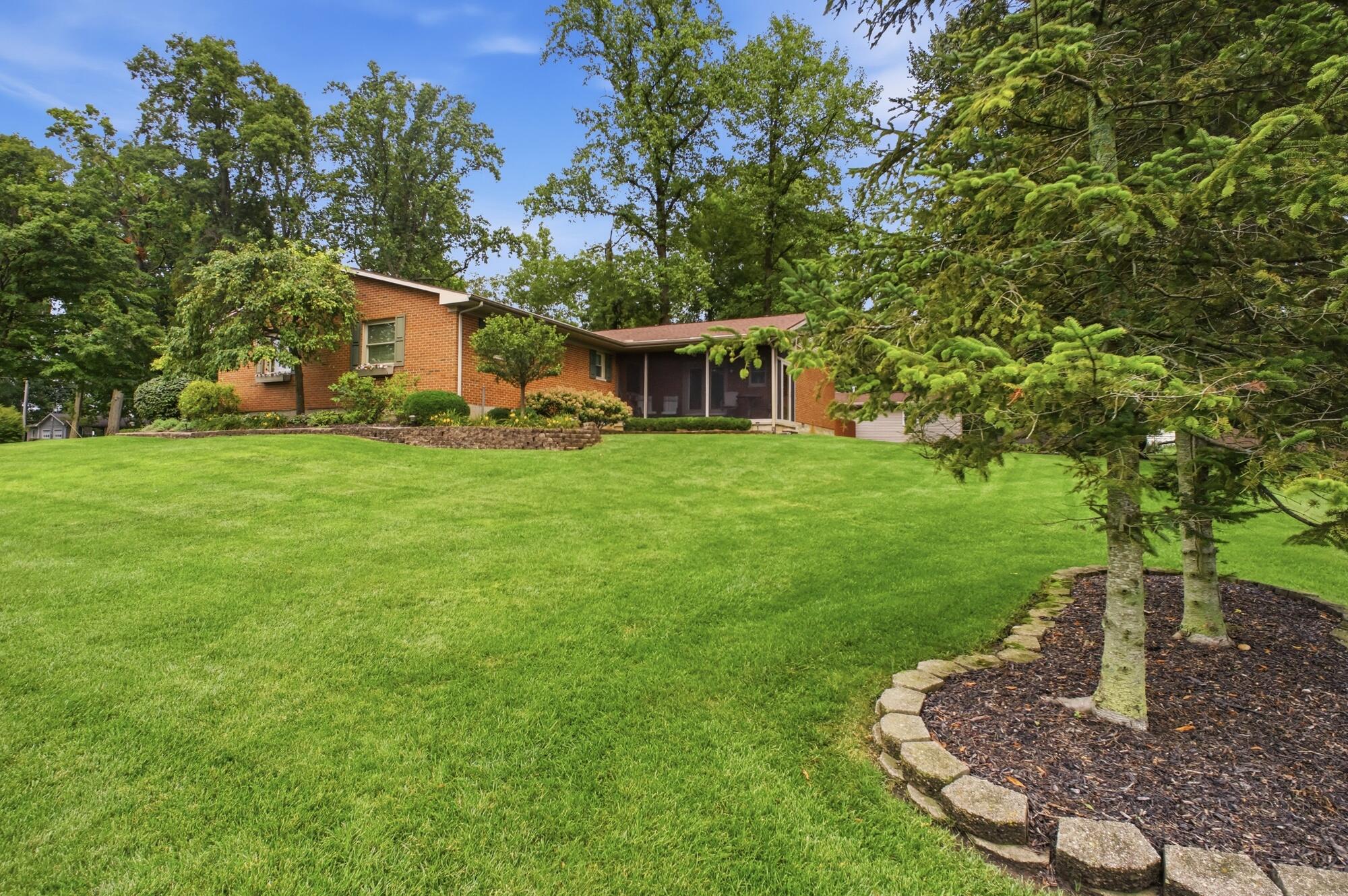3144 Lark, Springfield, Ohio 45502