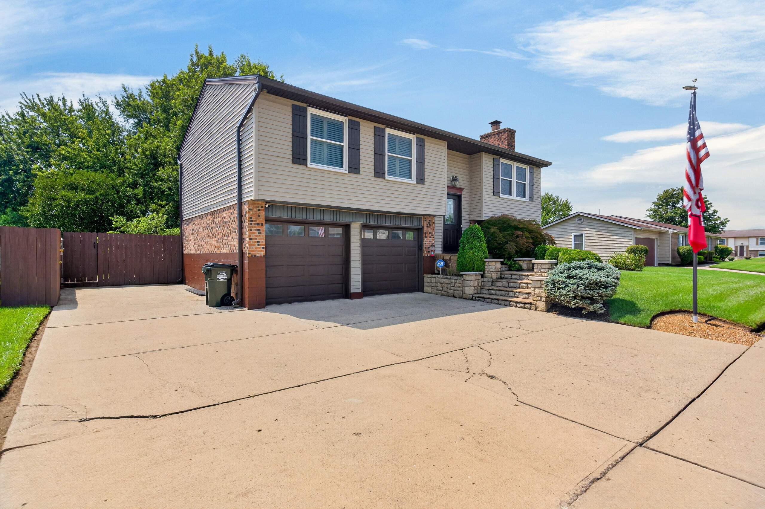 768 Mariclaire, Vandalia, Ohio 45377