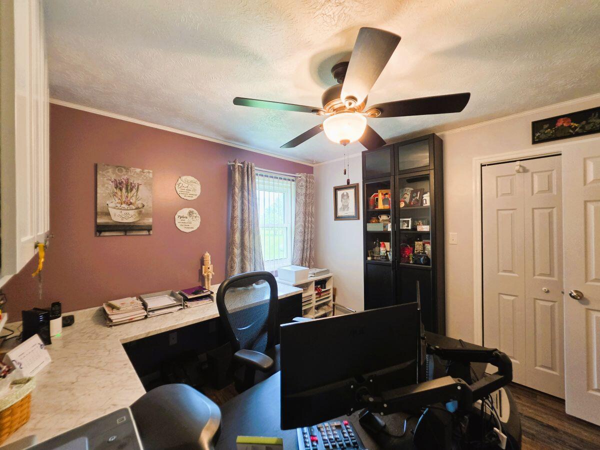 6670 Middle Urbana, Springfield, Ohio 45502