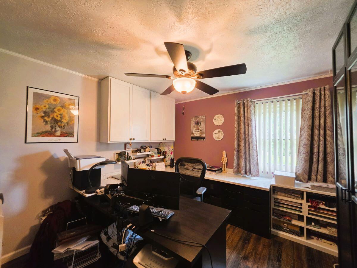 6670 Middle Urbana, Springfield, Ohio 45502
