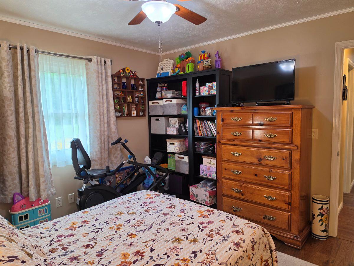 6670 Middle Urbana, Springfield, Ohio 45502