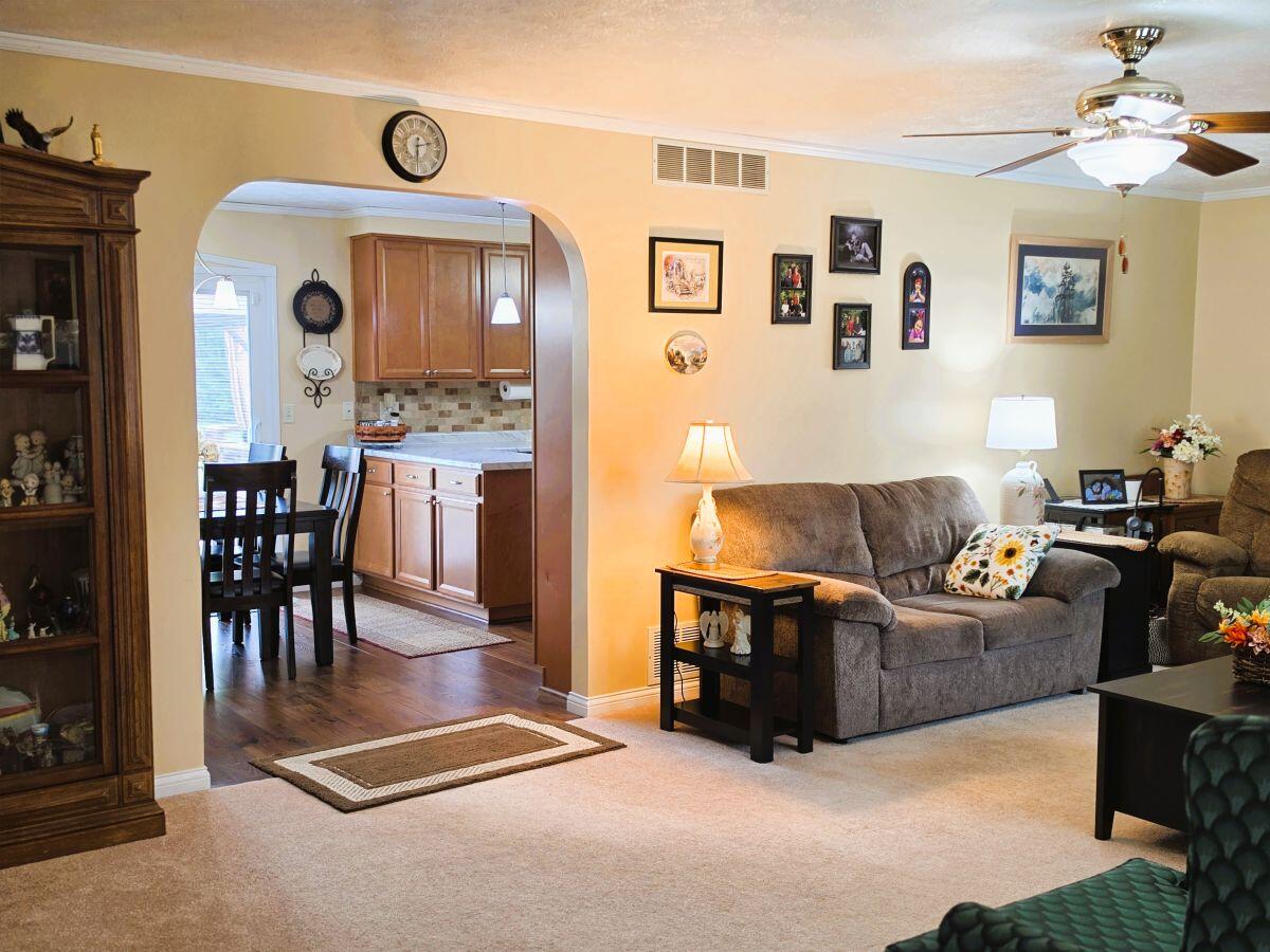 6670 Middle Urbana, Springfield, Ohio 45502