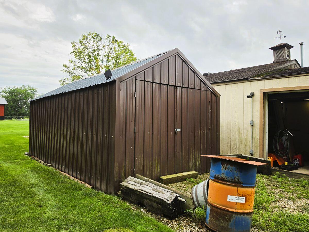 6670 Middle Urbana, Springfield, Ohio 45502