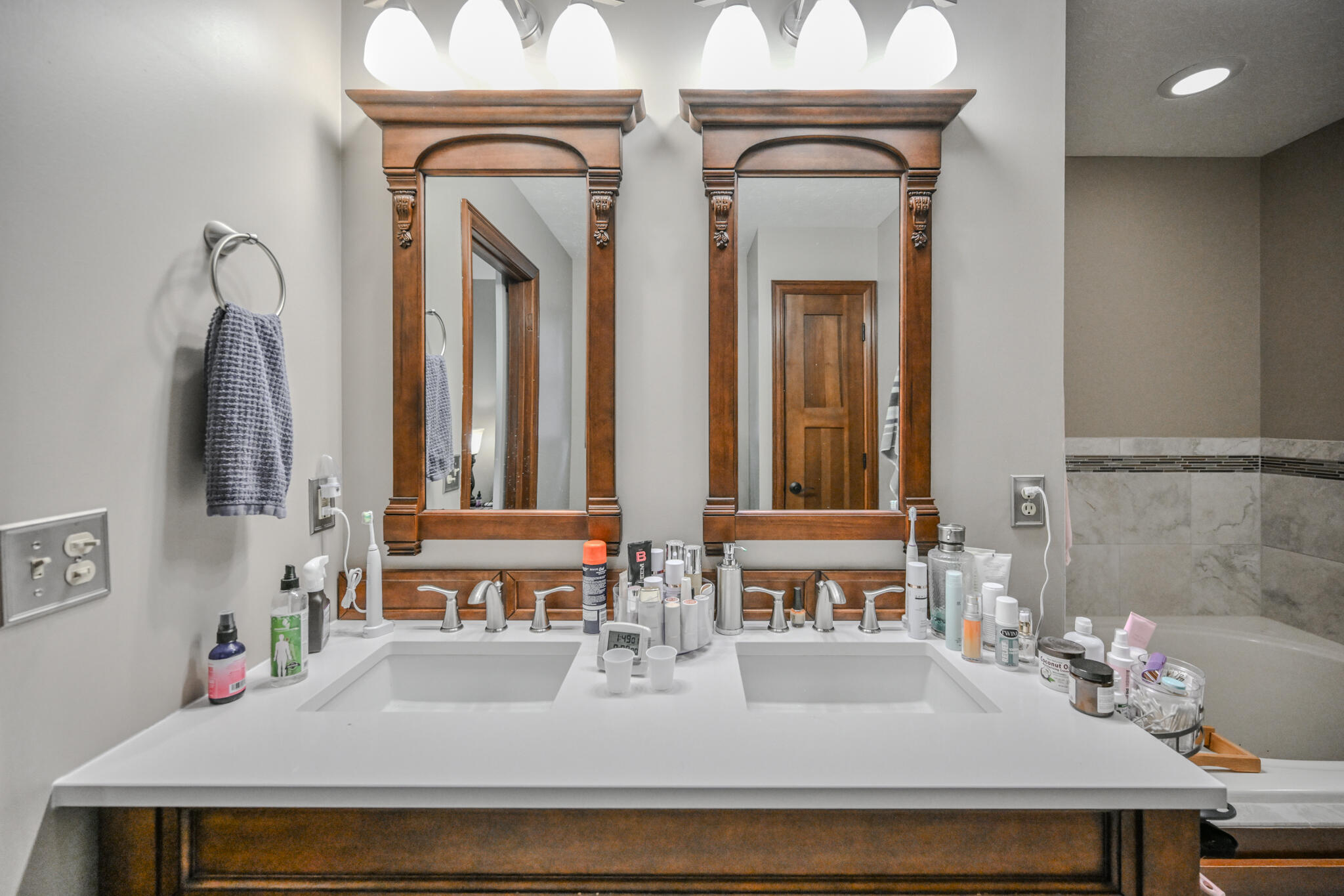 1324 Westview, Springfield, Ohio 45502